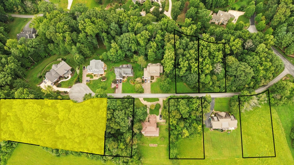 Photo of Tbd Stonewall Ridge #Lot 31, Bristol, VA 24202 (MLS # 9957852)