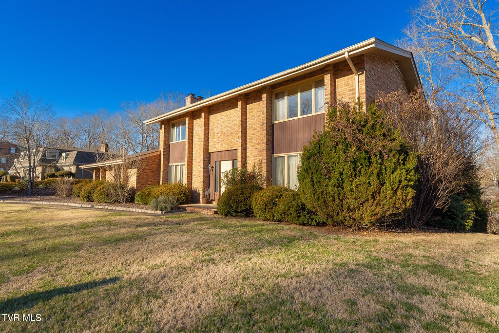 Photo of 2616 Suffolk Street, Kingsport, TN 37660 (MLS # 9990390)