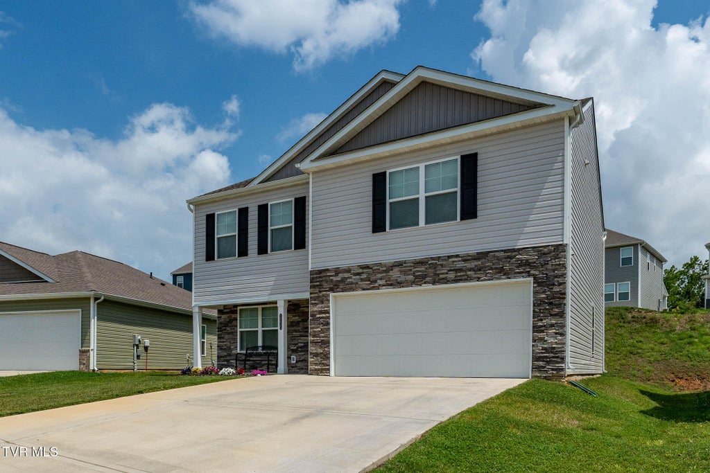 Photo of 1230 Cherry Grove, Greeneville, TN 37745 (MLS # 9997592)