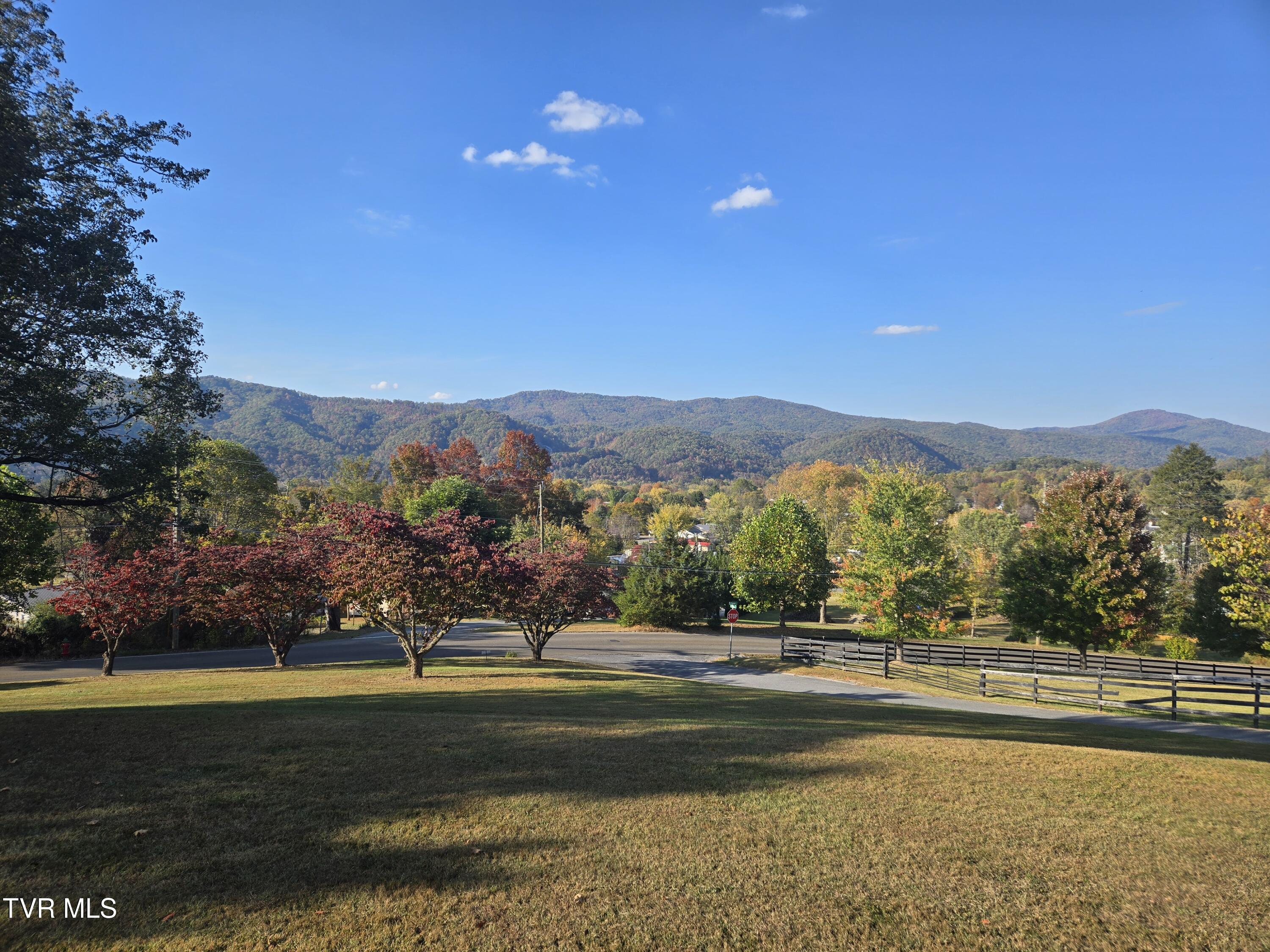 720 North Mohawk Drive