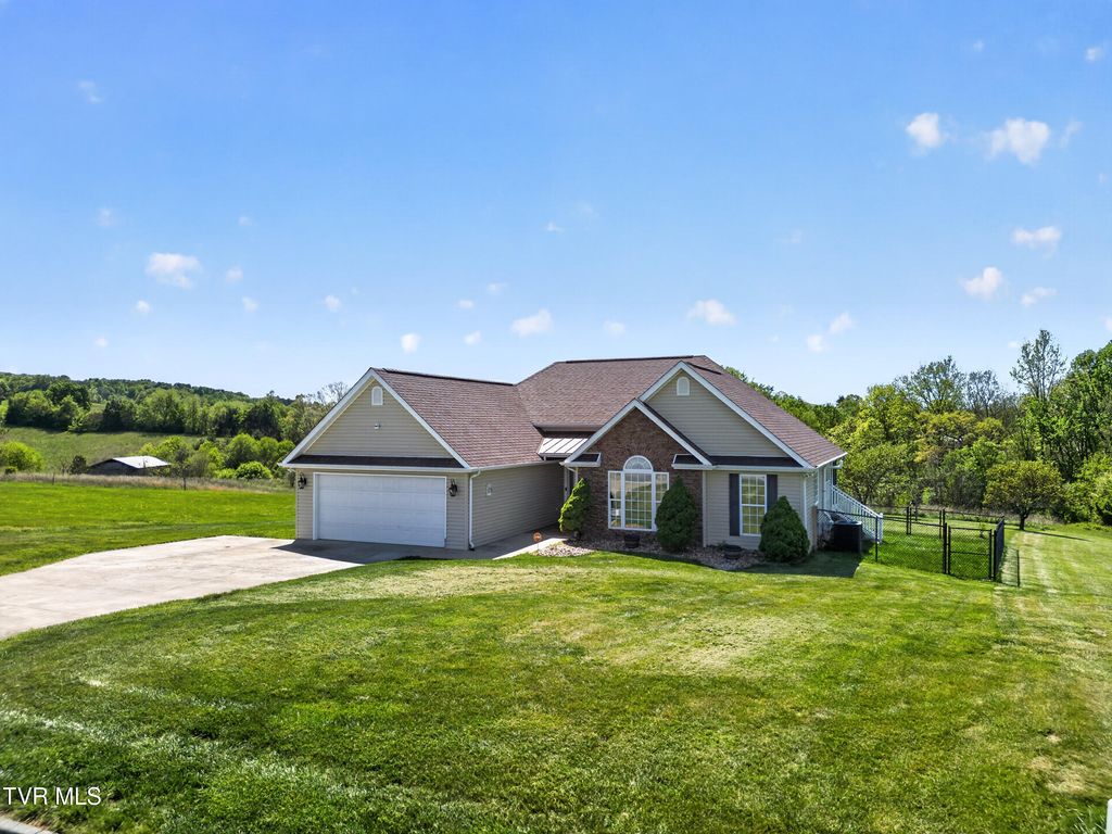 Photo of 513 Katie Lane, Chuckey, TN 37641 (MLS # 9994082)