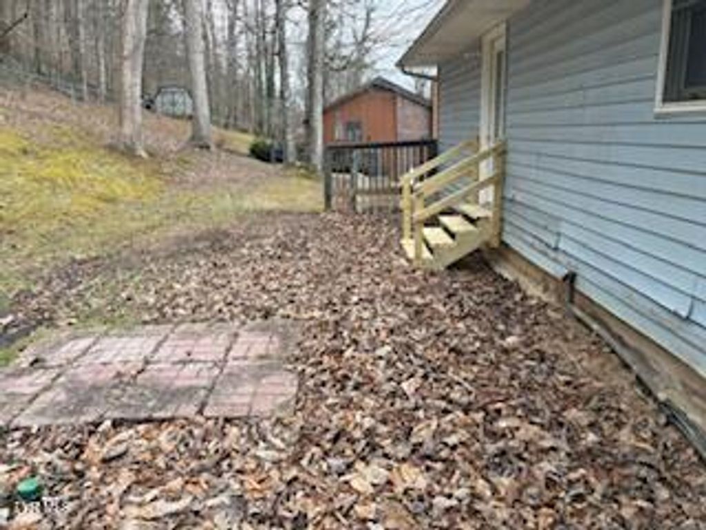 Photo of 1201 Eastbrook Drive, Kingsport, TN 37663 (MLS # 9991041)