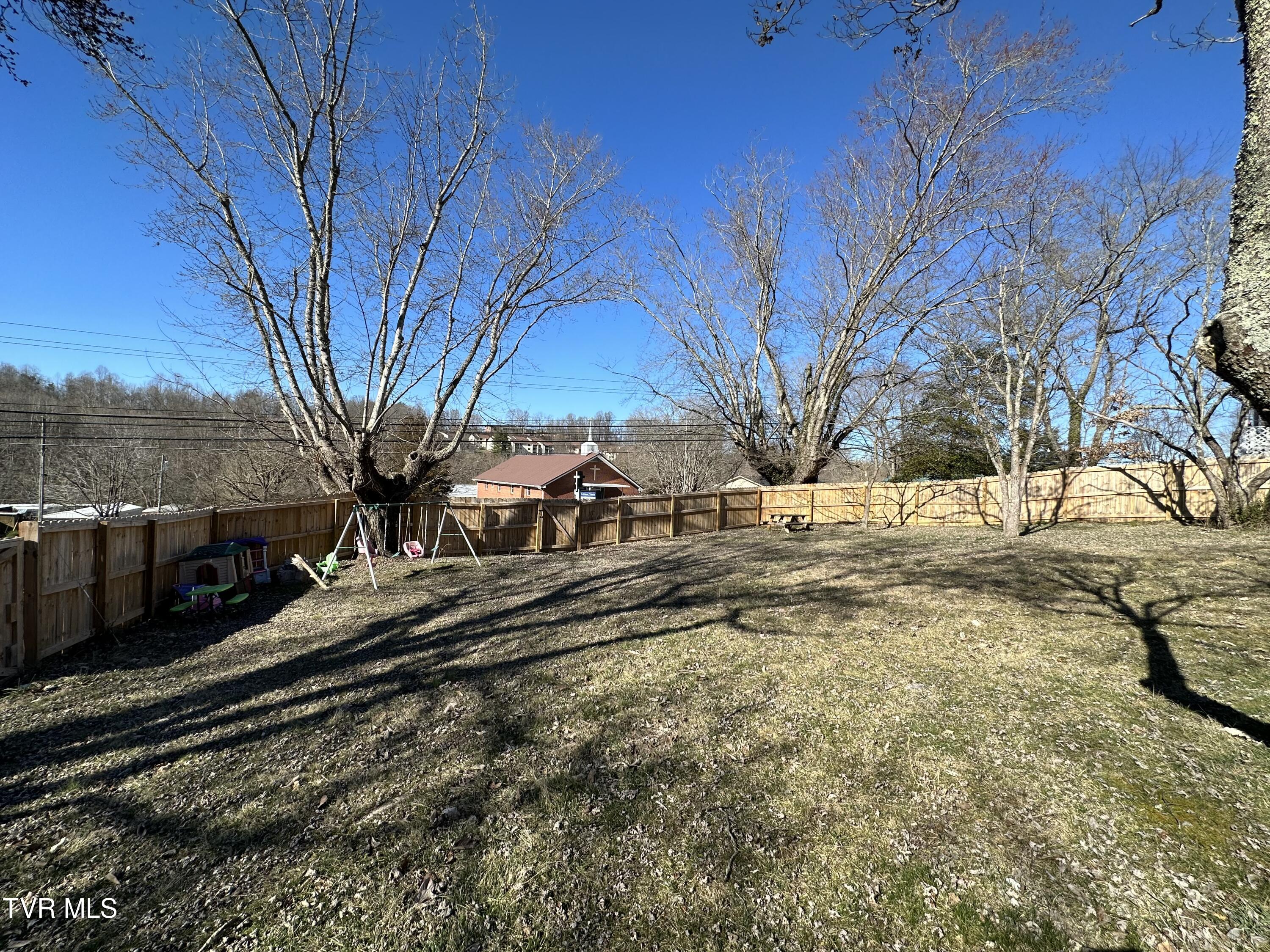 Bristol, Tennessee 37620, United States, ,Residential,Pending,48289