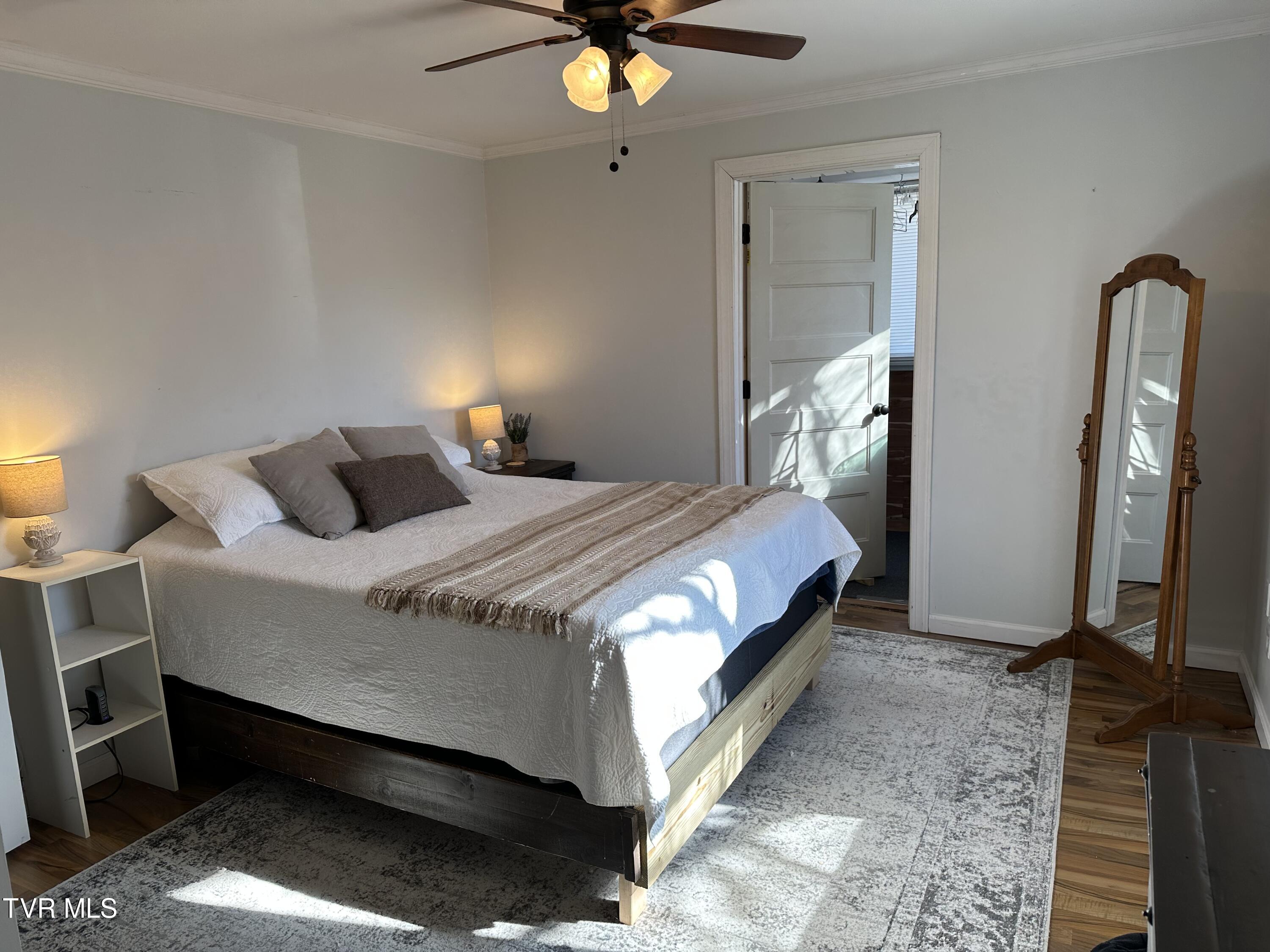 Bristol, Tennessee 37620, United States, ,Residential,Pending,48289