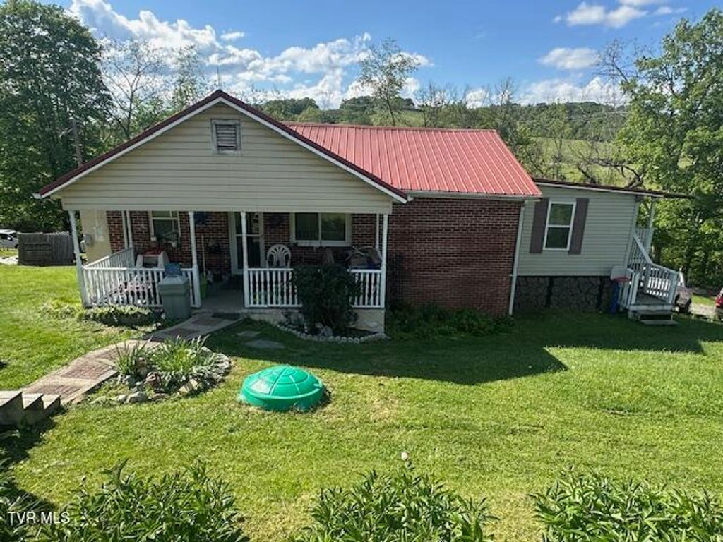 Photo of 2226 Fordtown Road, Jonesborough, TN 37659 (MLS # 9993355)