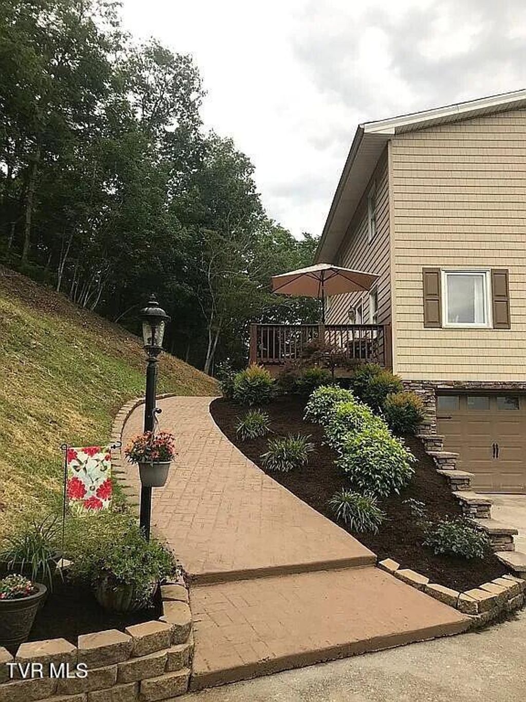 Photo of 1540 Rugged Range Road, Bean Station, TN 37708 (MLS # 9995206)