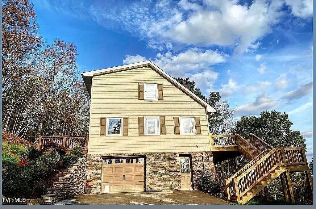 Photo of 1540 Rugged Range Road, Bean Station, TN 37708 (MLS # 9995206)