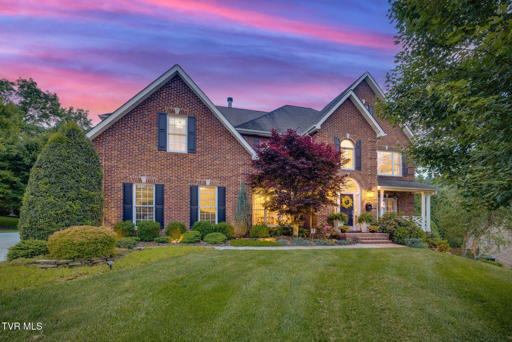 Photo of 117 Quail Heights Court, Kingsport, TN 37663 (MLS # 9993895)