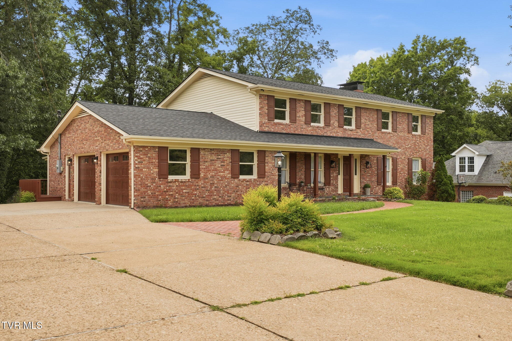 2236SheffieldRd-22