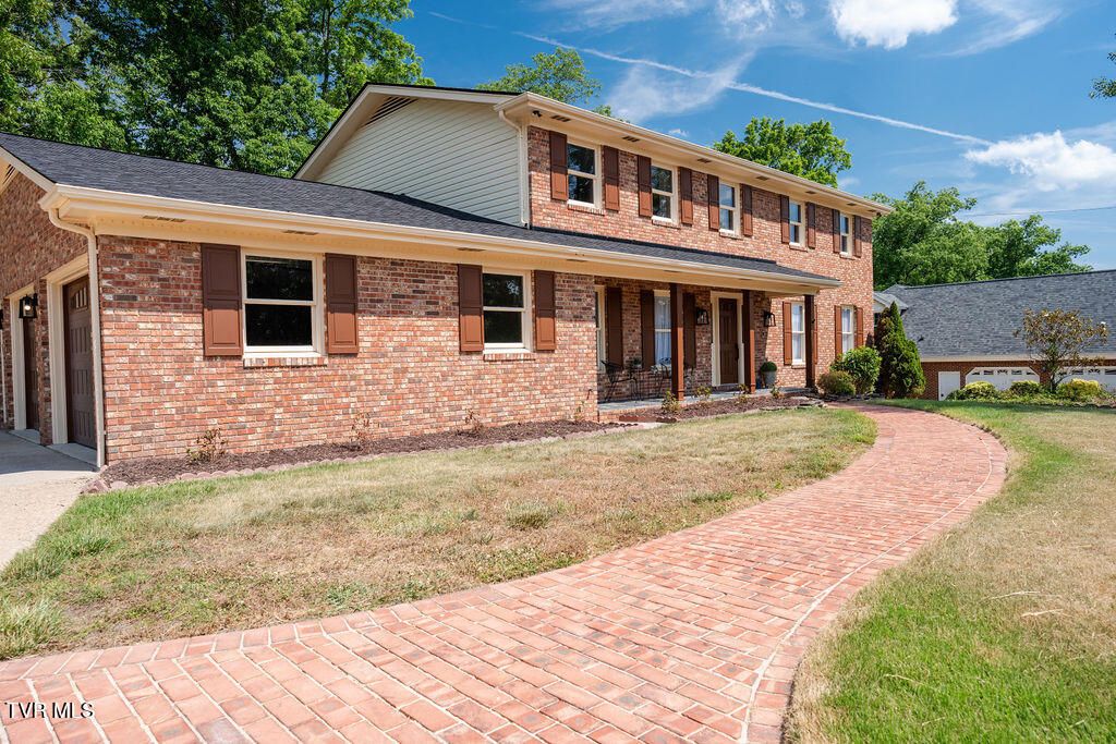 Photo of 2236 Sheffield Street, Kingsport, TN 37660 (MLS # 9995834)