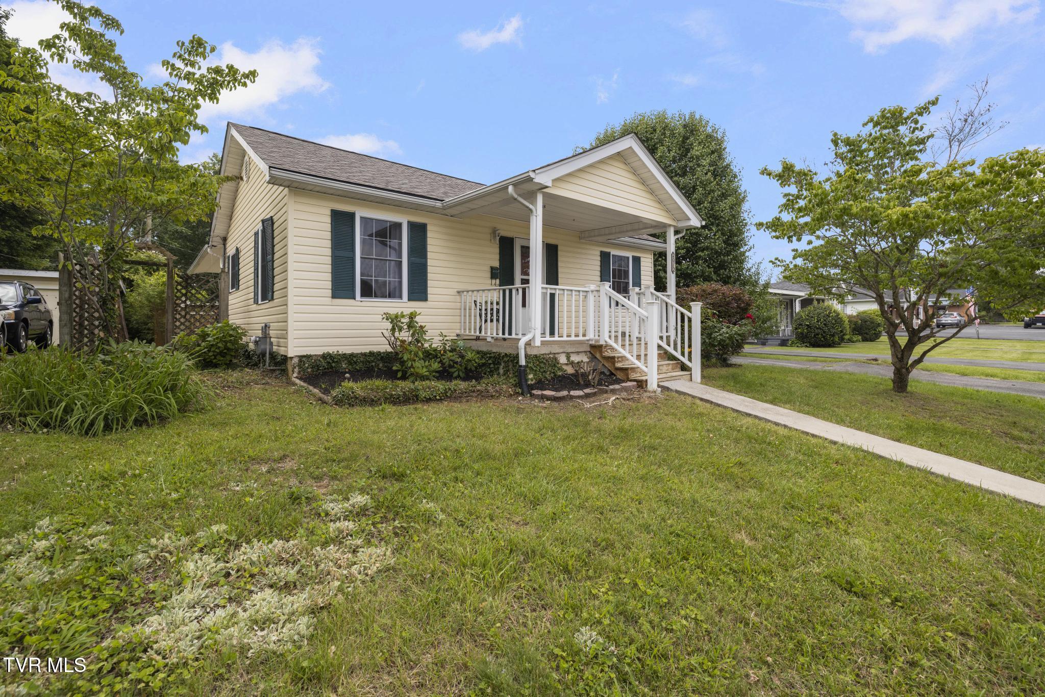 2012 Euclid Avenue, Bristol, Virginia image 2