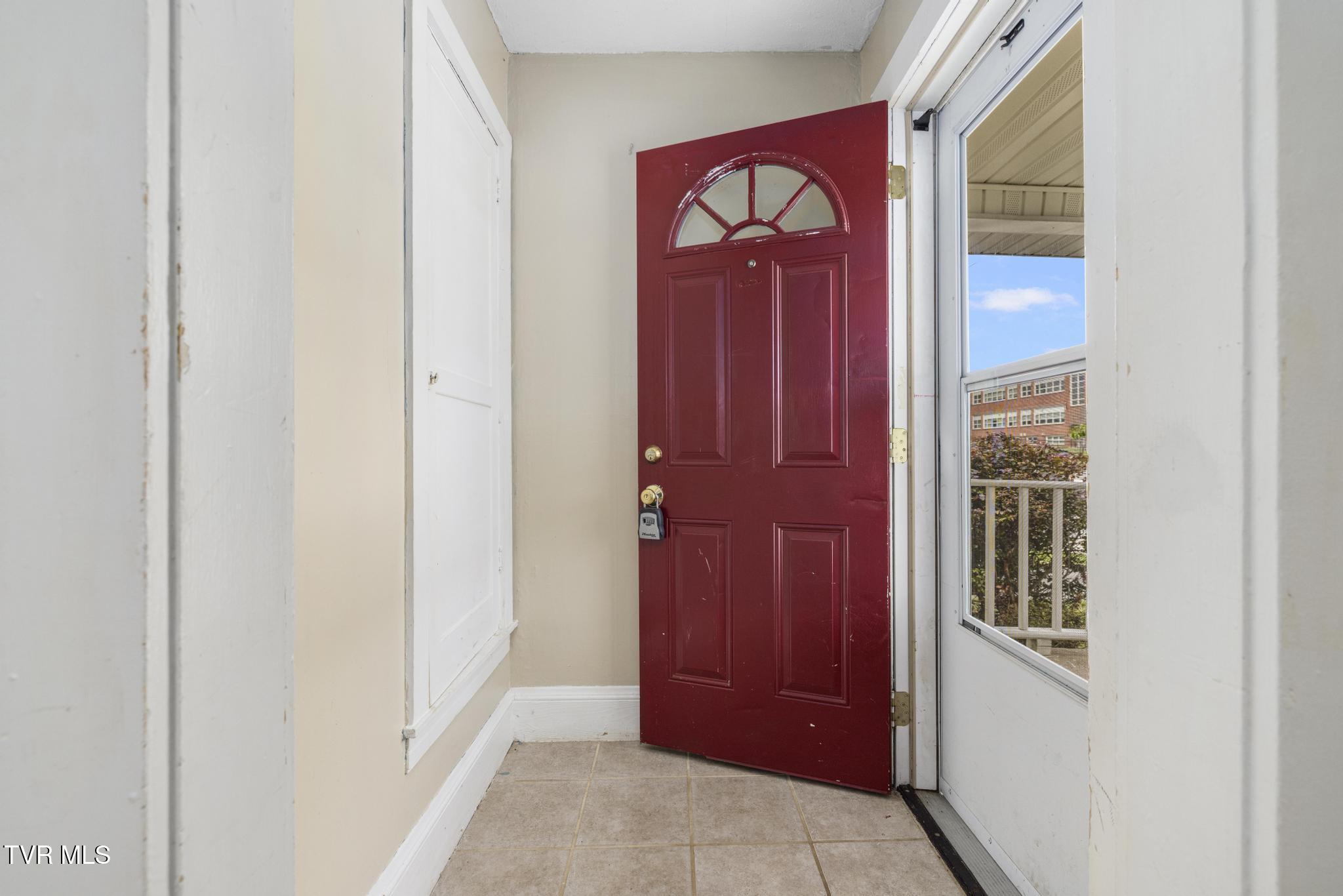 2012 Euclid Avenue, Bristol, Virginia image 25