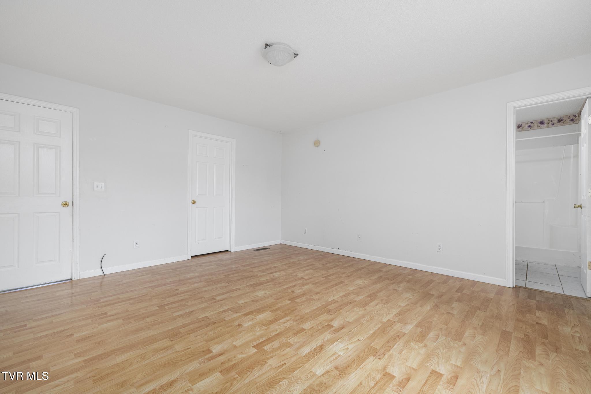 2012 Euclid Avenue, Bristol, Virginia image 17