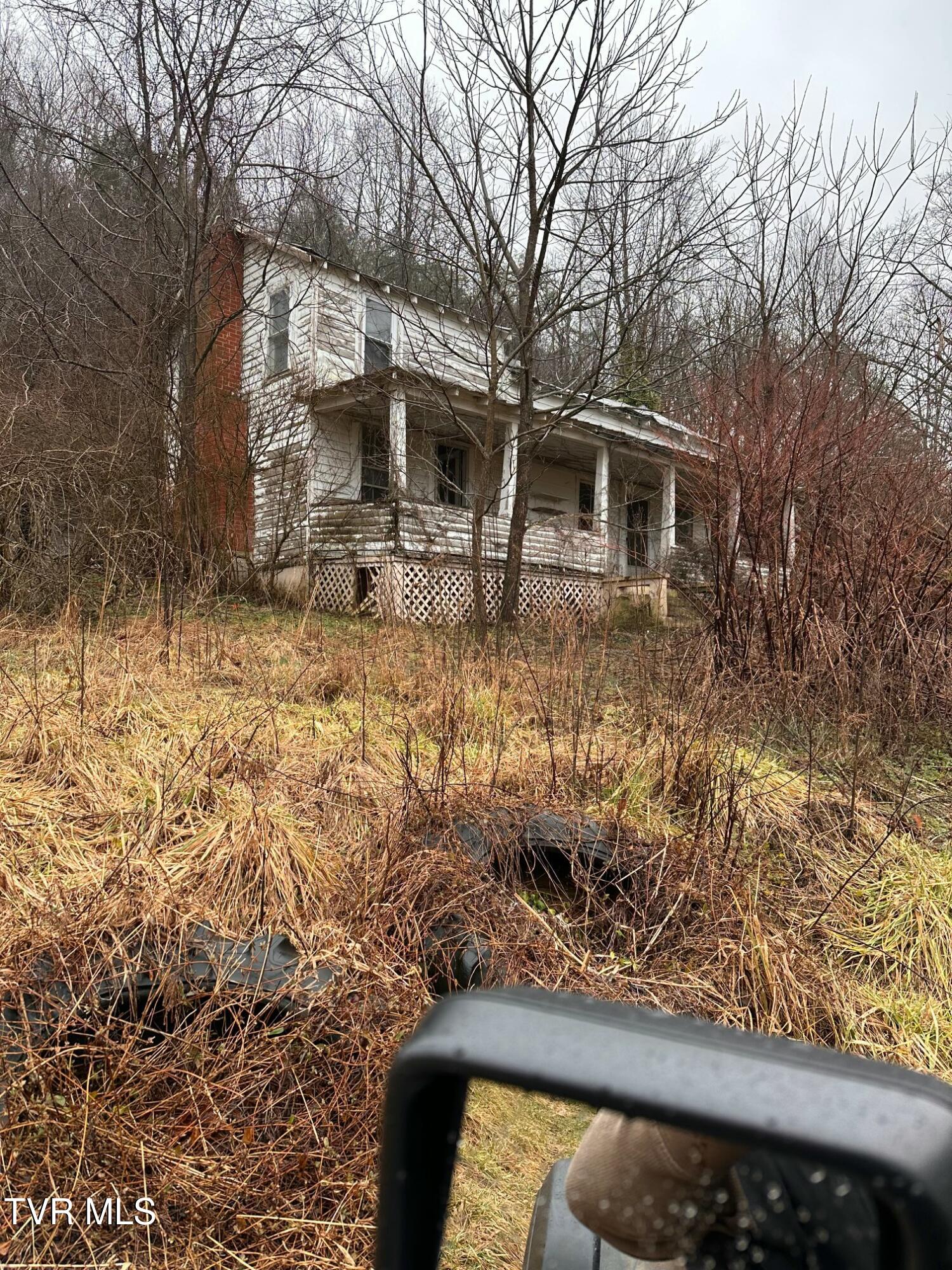 16037 Knights Bridge Road, Abingdon, Virginia image 2