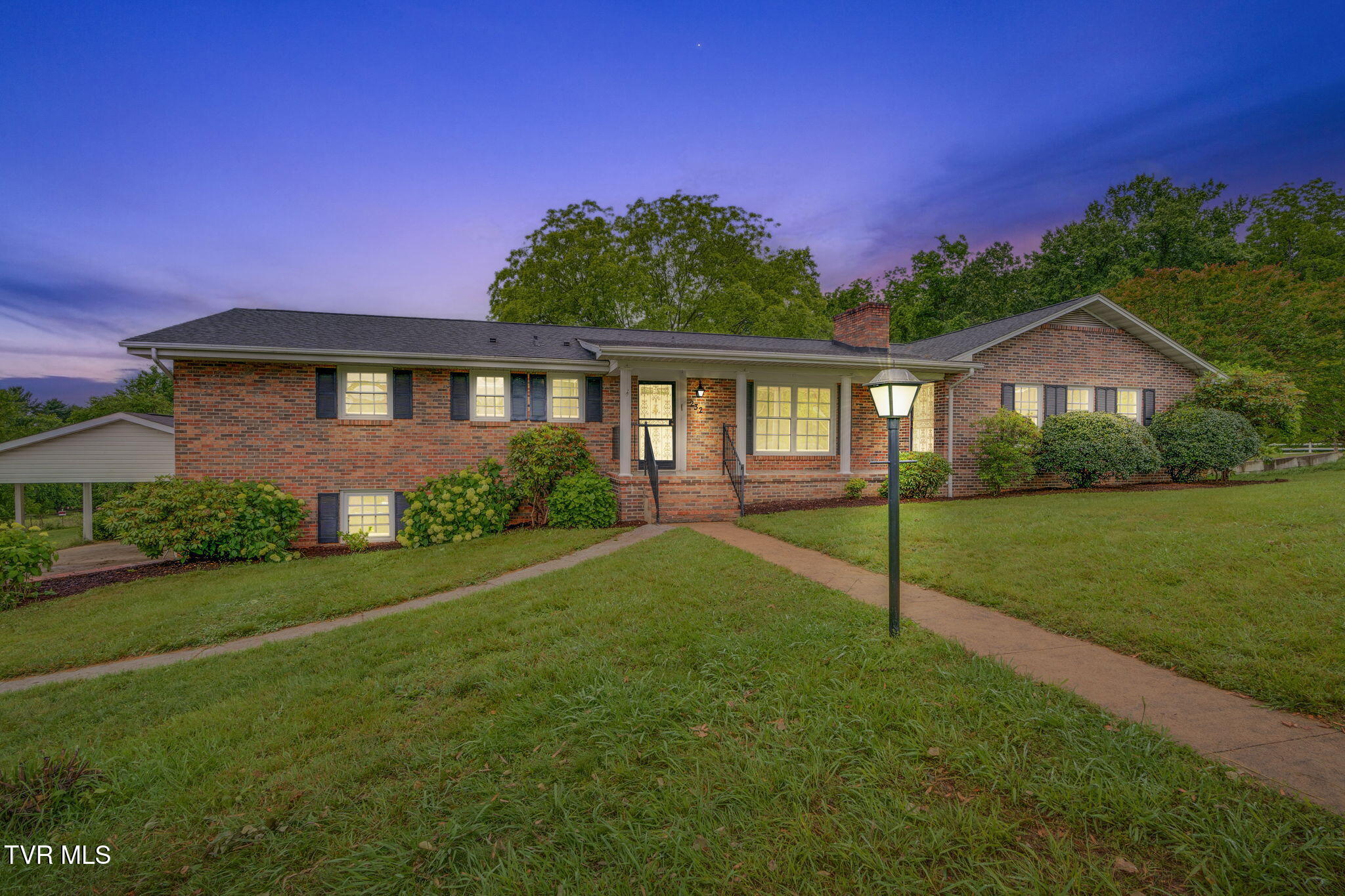 232 Collingwood Drive, Bristol, Tennessee image 2