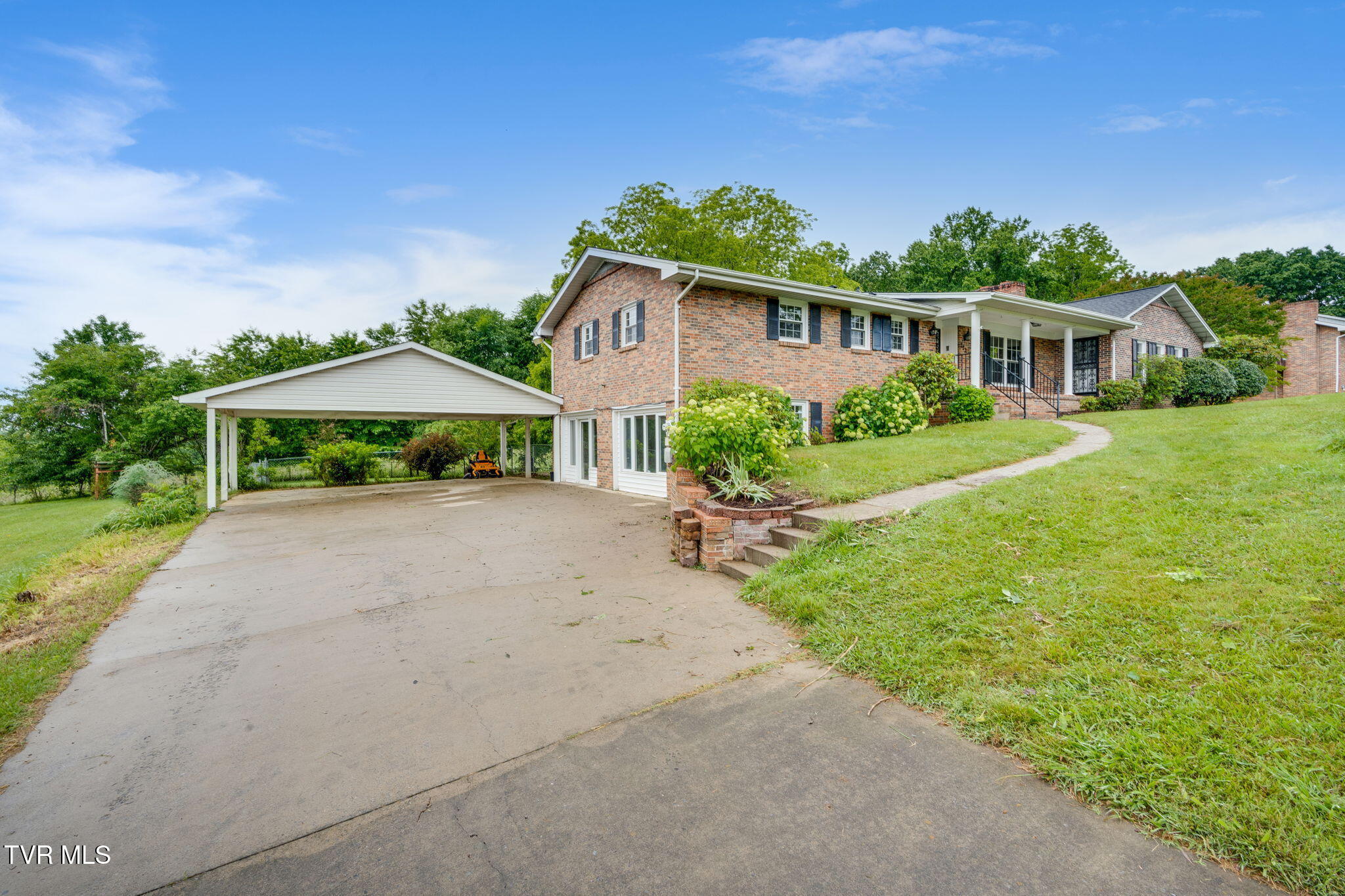 232 Collingwood Drive, Bristol, Tennessee image 6