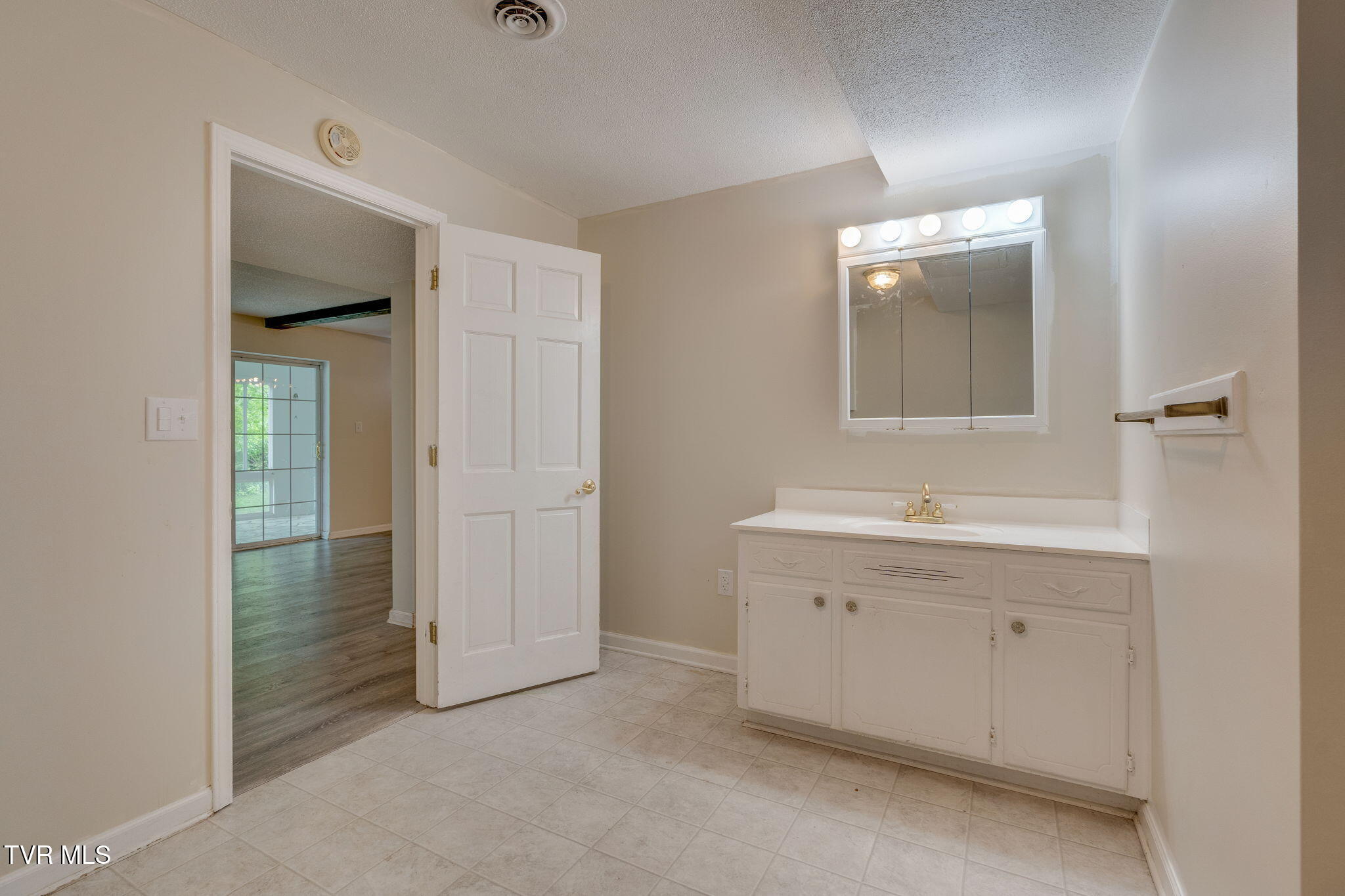 232 Collingwood Drive, Bristol, Tennessee image 38