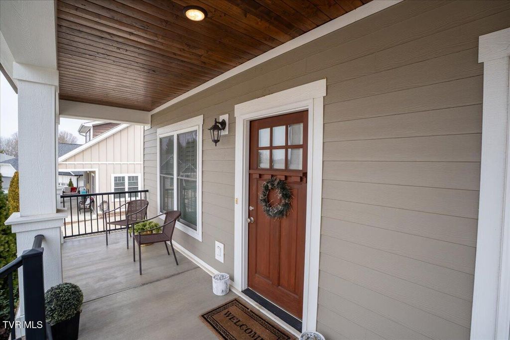 Photo of 250 Princeton Drive, Johnson City, TN 37601 (MLS # 9992684)