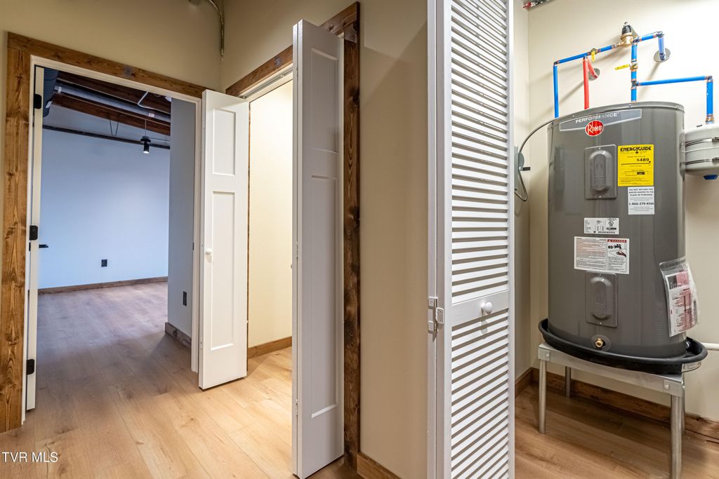 Photo of 453 Main Street #900, Kingsport, TN 37660 (MLS # 9990832)