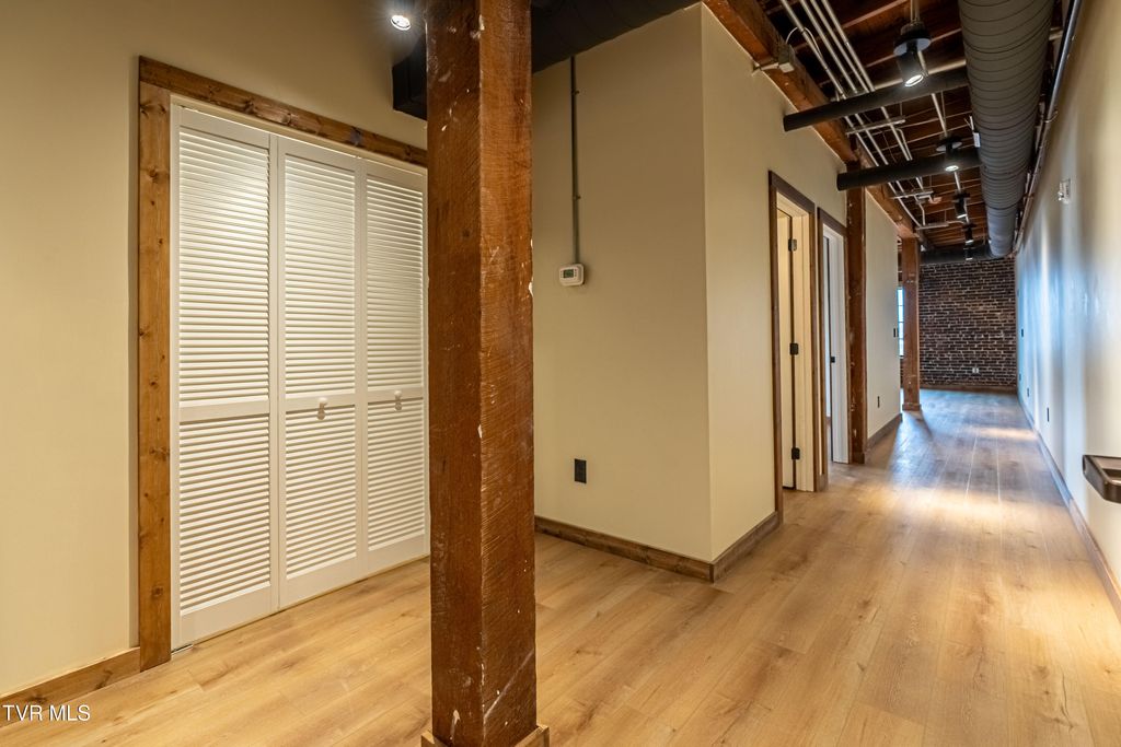 Photo of 453 Main Street #900, Kingsport, TN 37660 (MLS # 9990832)