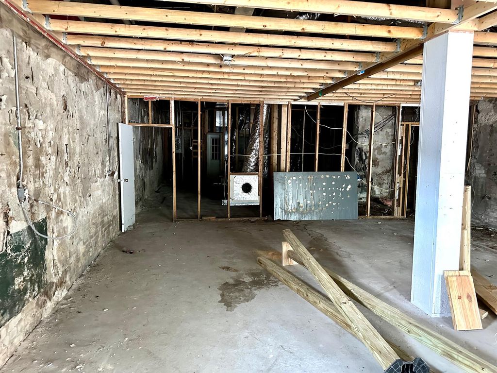 Photo of 508 Park Avenue, Norton, VA 24273 (MLS # 9953192)