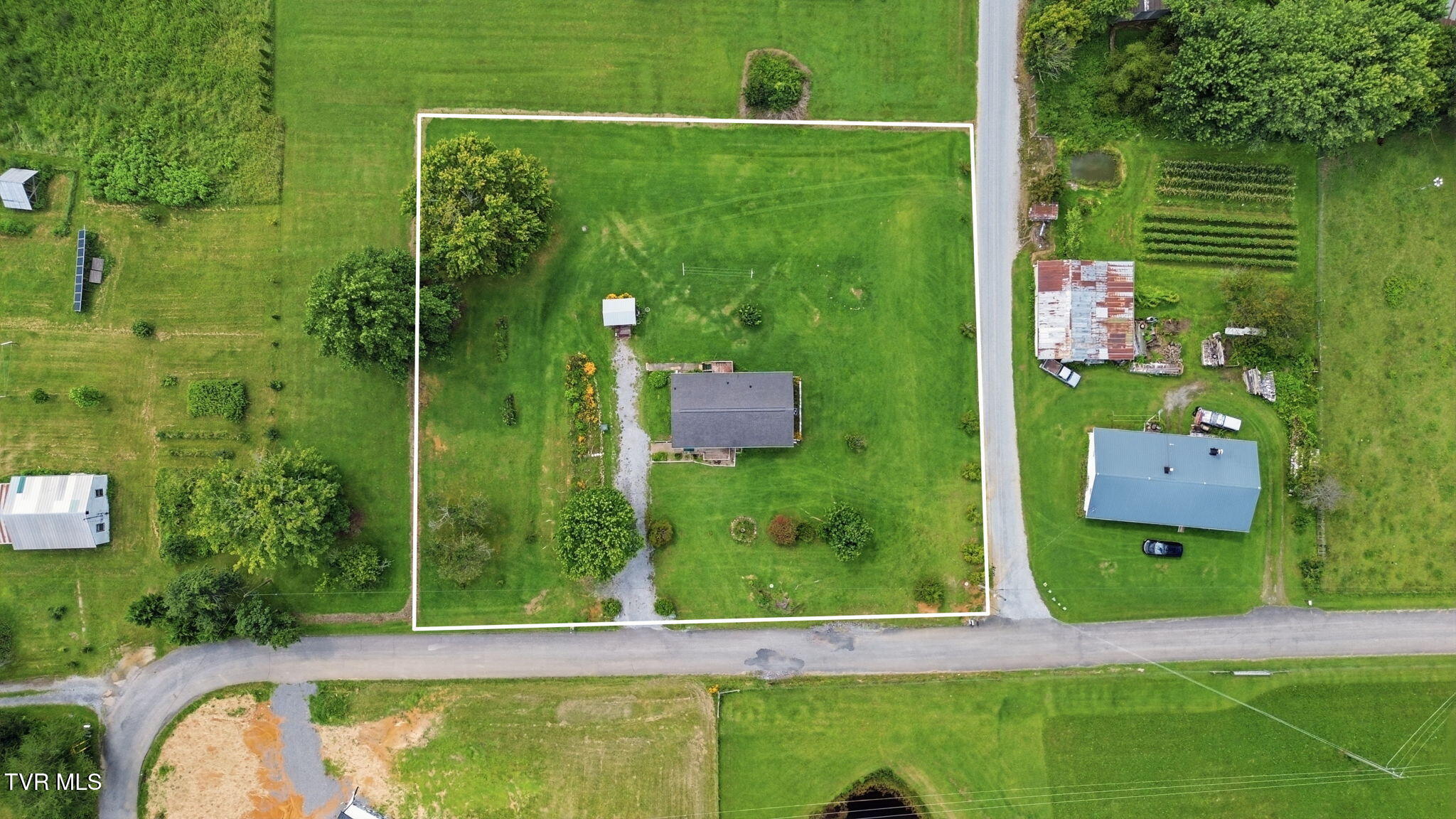 2060 Fishpond Road