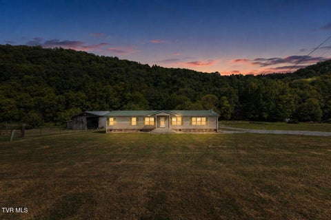 Photo of 17938 Horton Highway, Fall Branch, TN 37656 (MLS # 10000183)