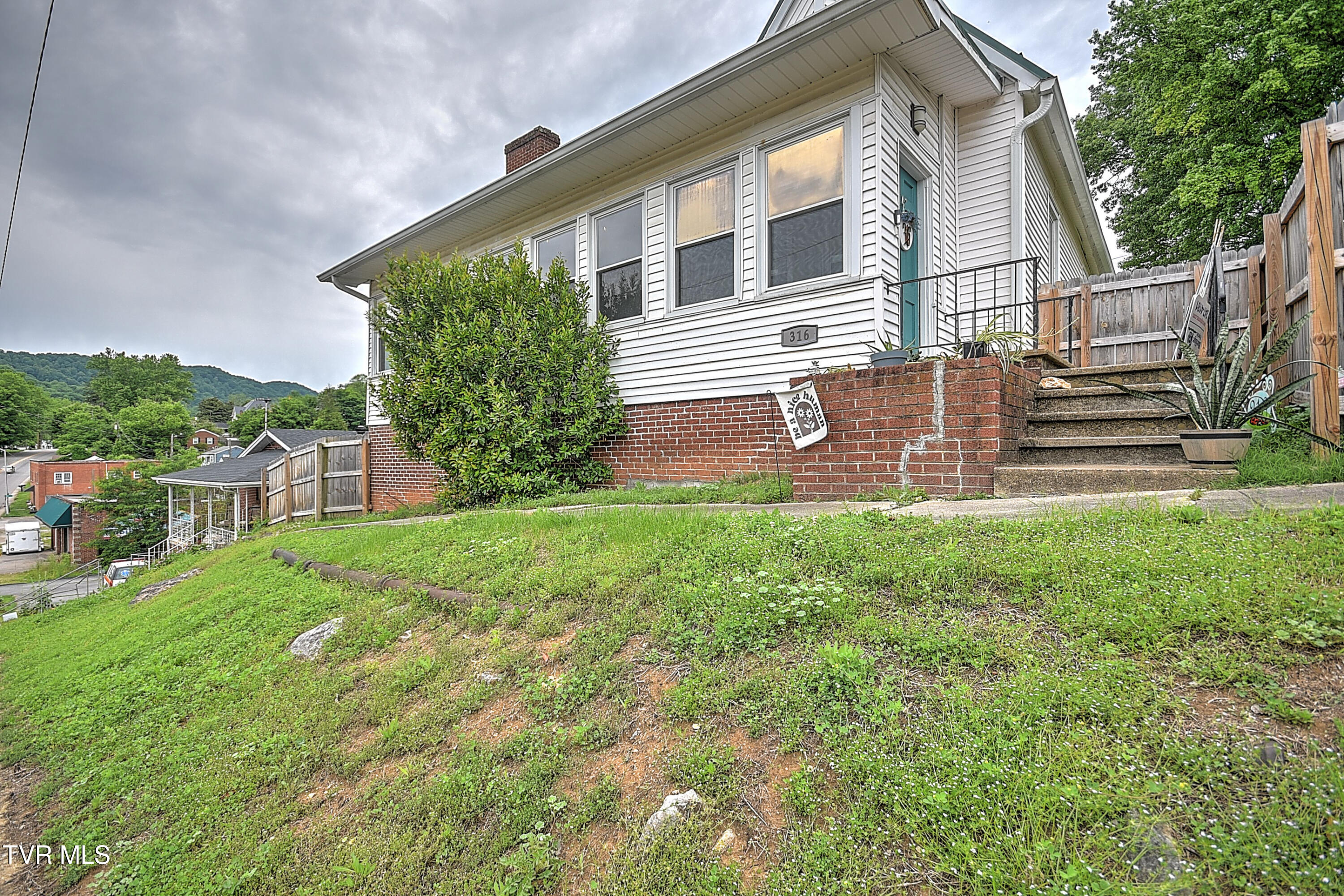 316 Jackson Street, Gate City, Virginia image 5