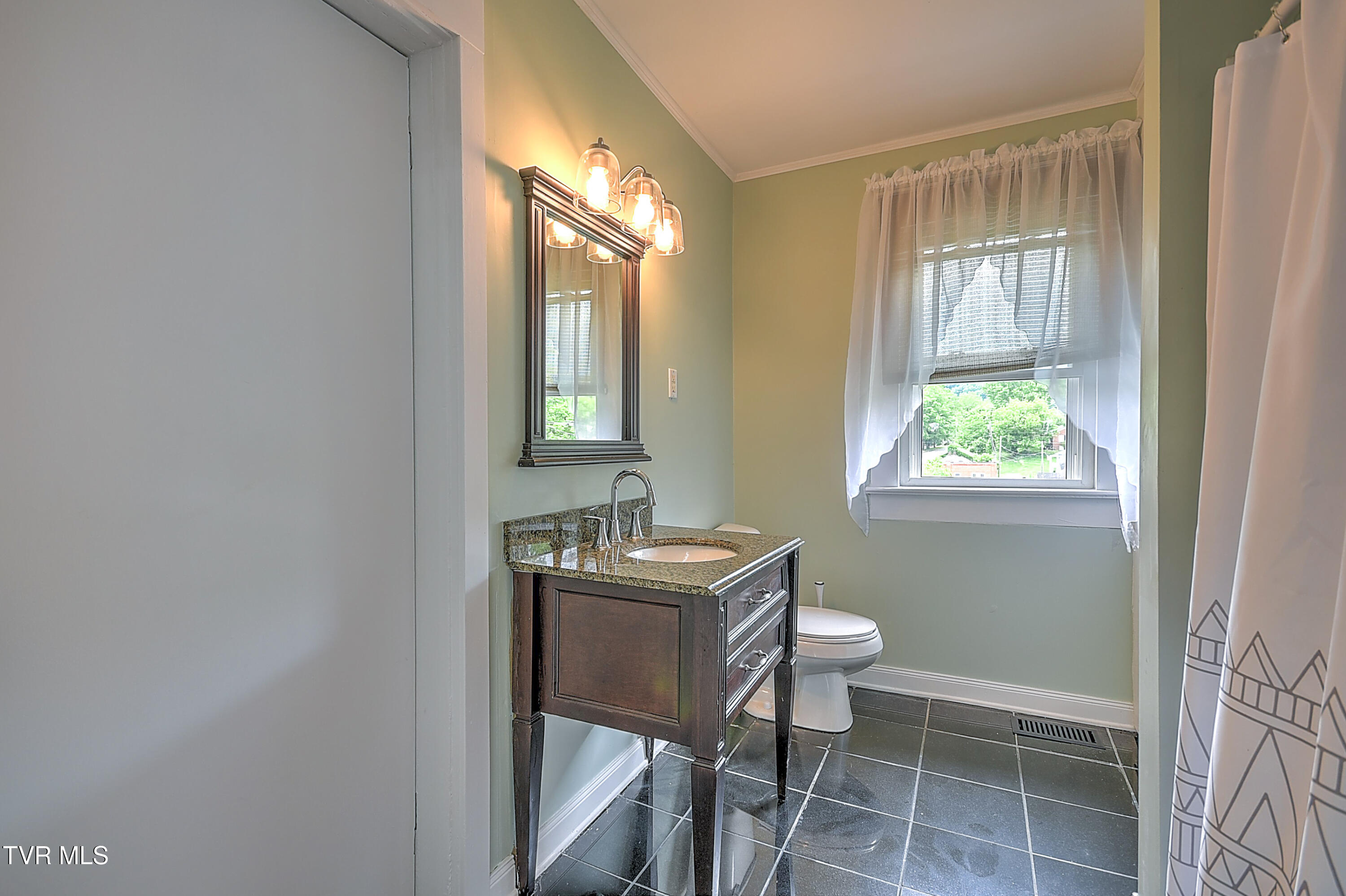 316 Jackson Street, Gate City, Virginia image 36