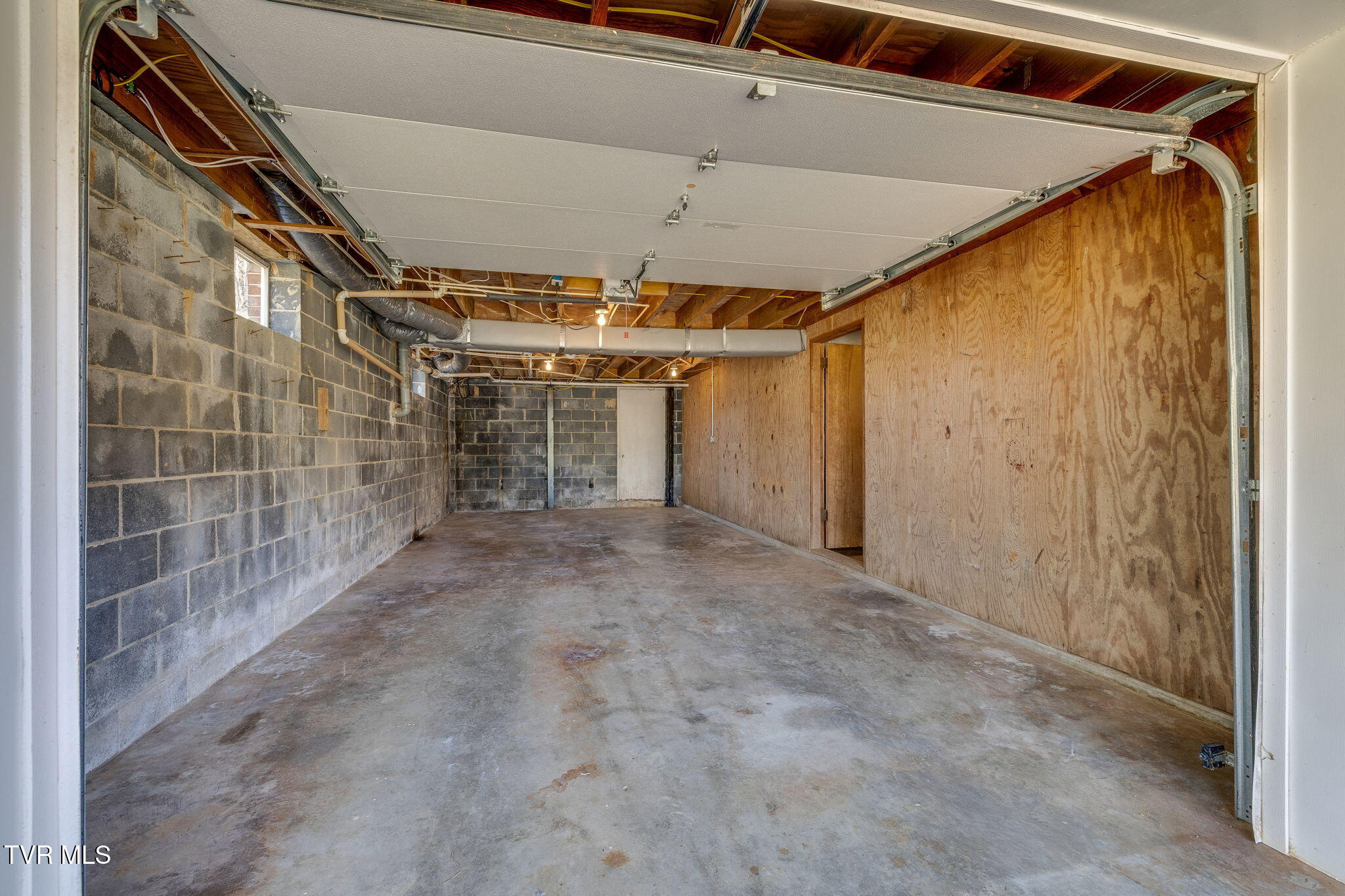 1820 Veterans Memorial Highway, Gate City, Virginia image 32