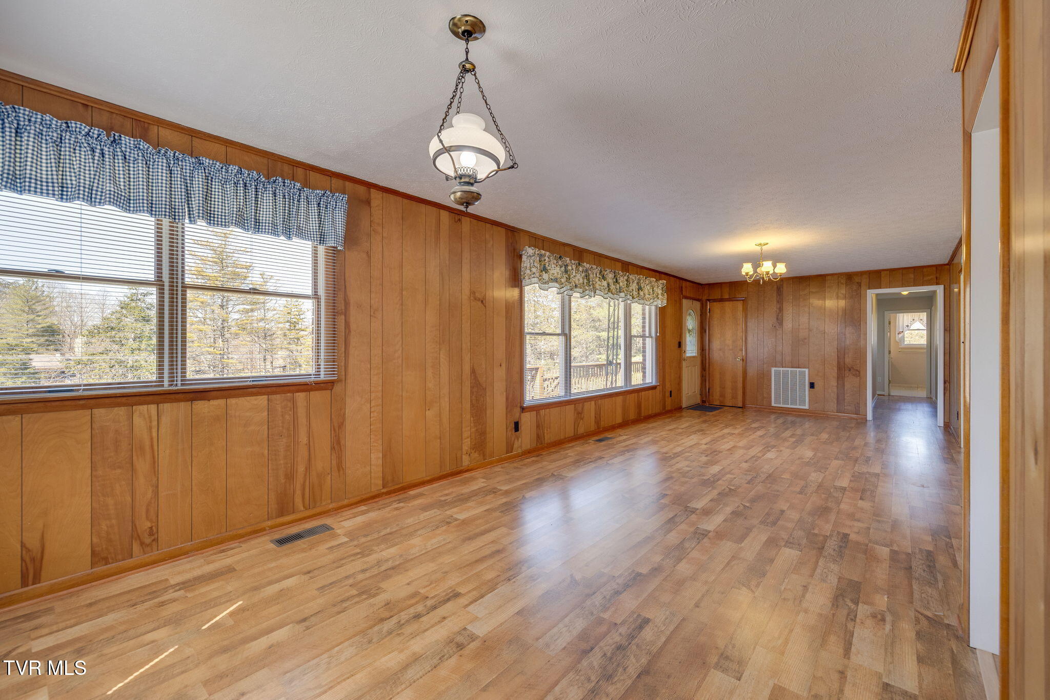 1820 Veterans Memorial Highway, Gate City, Virginia image 12