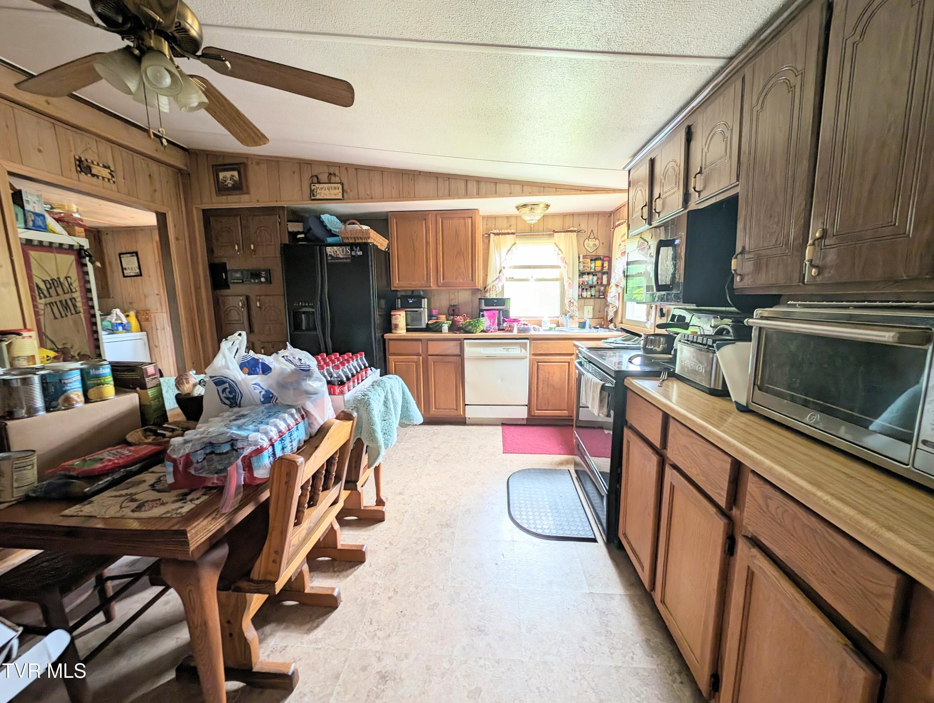 3375 Honey Camp Road, Clintwood, Virginia image 24