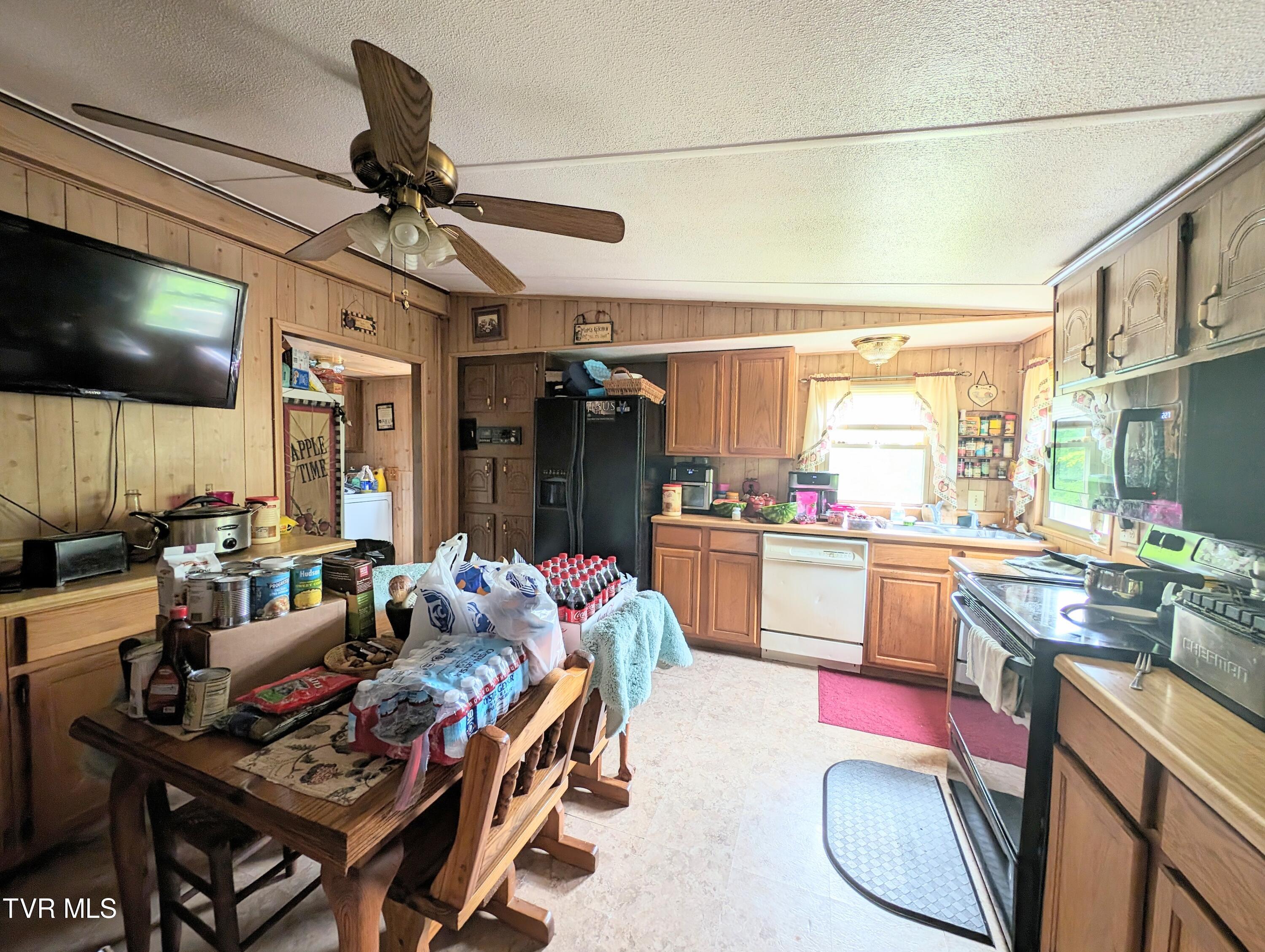 3375 Honey Camp Road, Clintwood, Virginia image 28