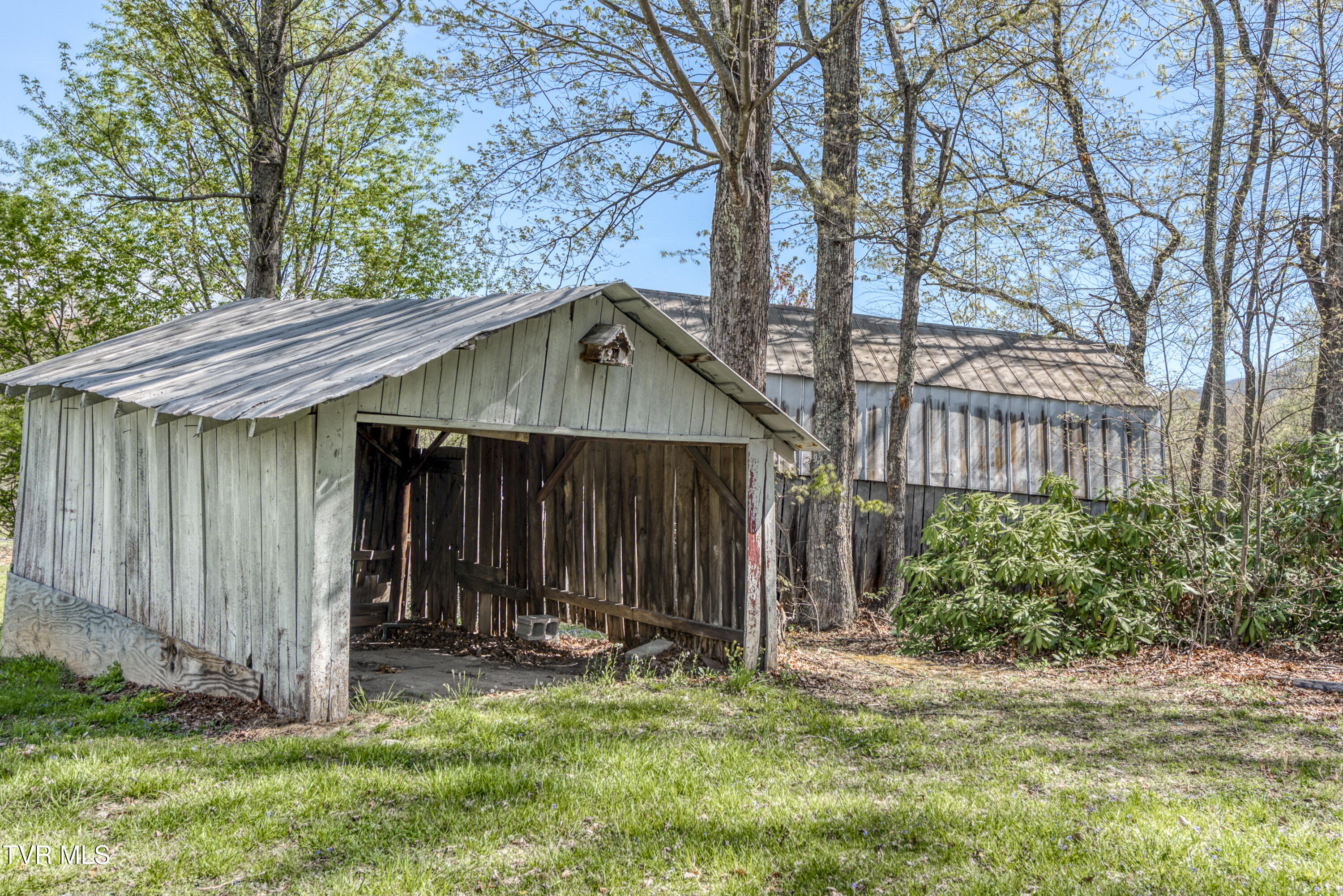 324 Mill Creek Rd Road, Chilhowie, Virginia image 8