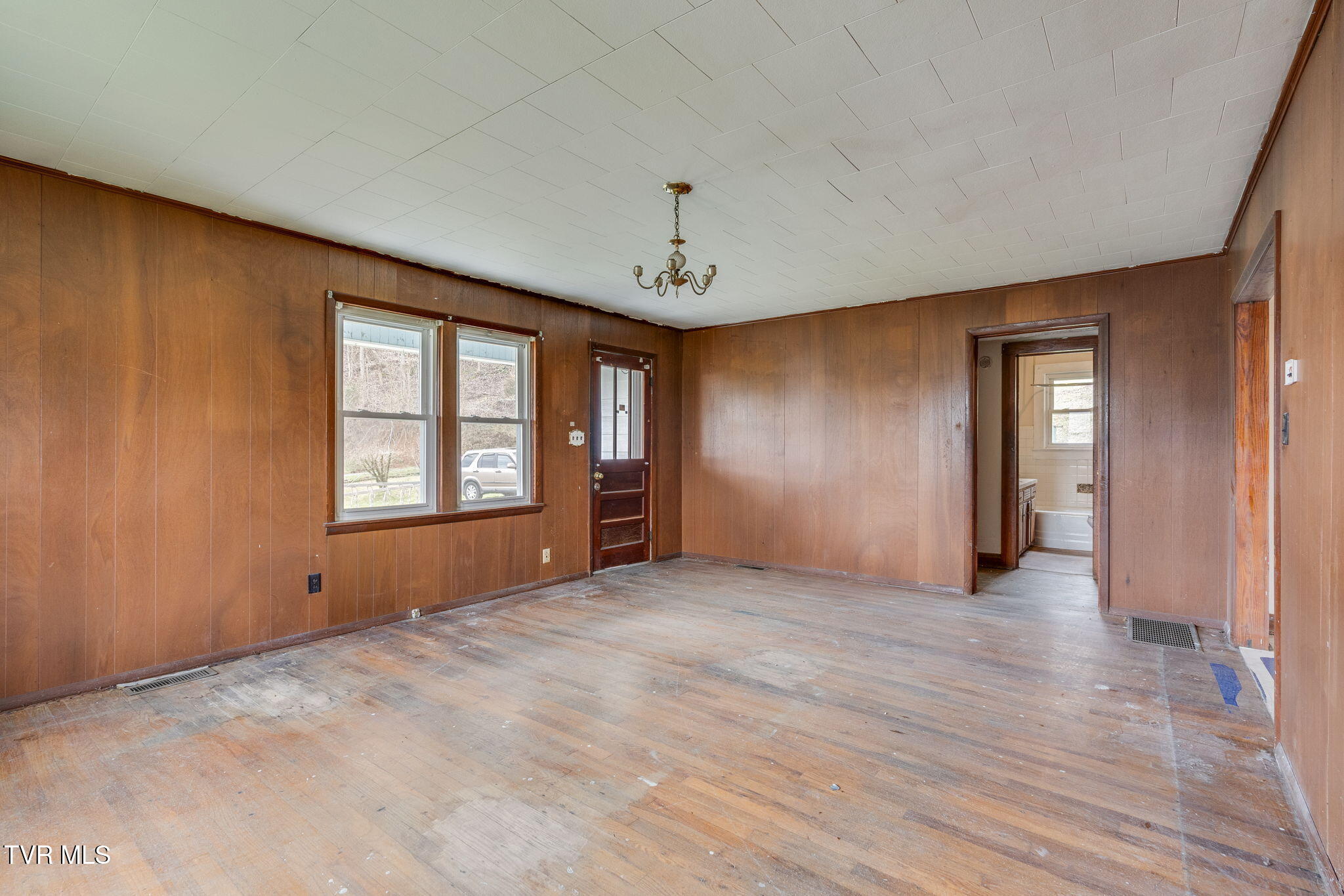 501 Polly Erwin Road, Erwin, Tennessee image 16
