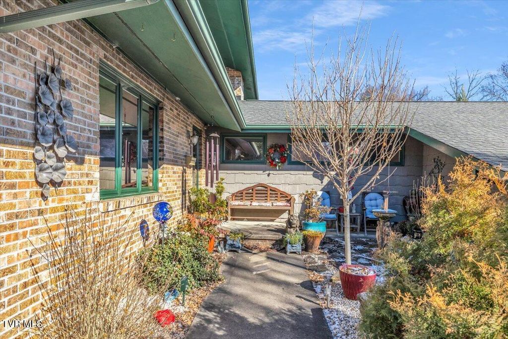 Photo of 112 Spruce Street, Greeneville, TN 37745 (MLS # 9989468)