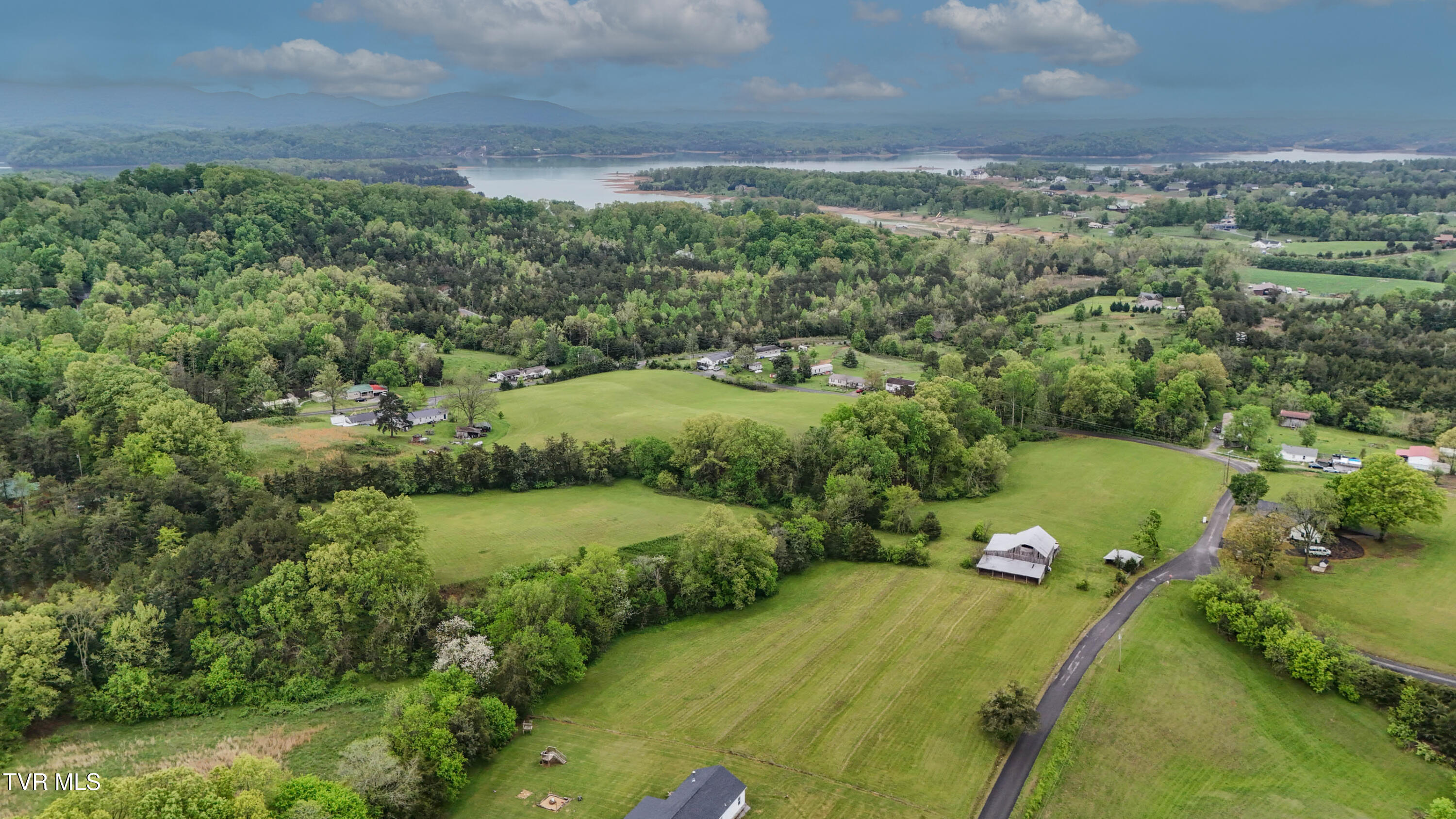 1545 Slover Springs Road, Dandridge, Tennessee image 19