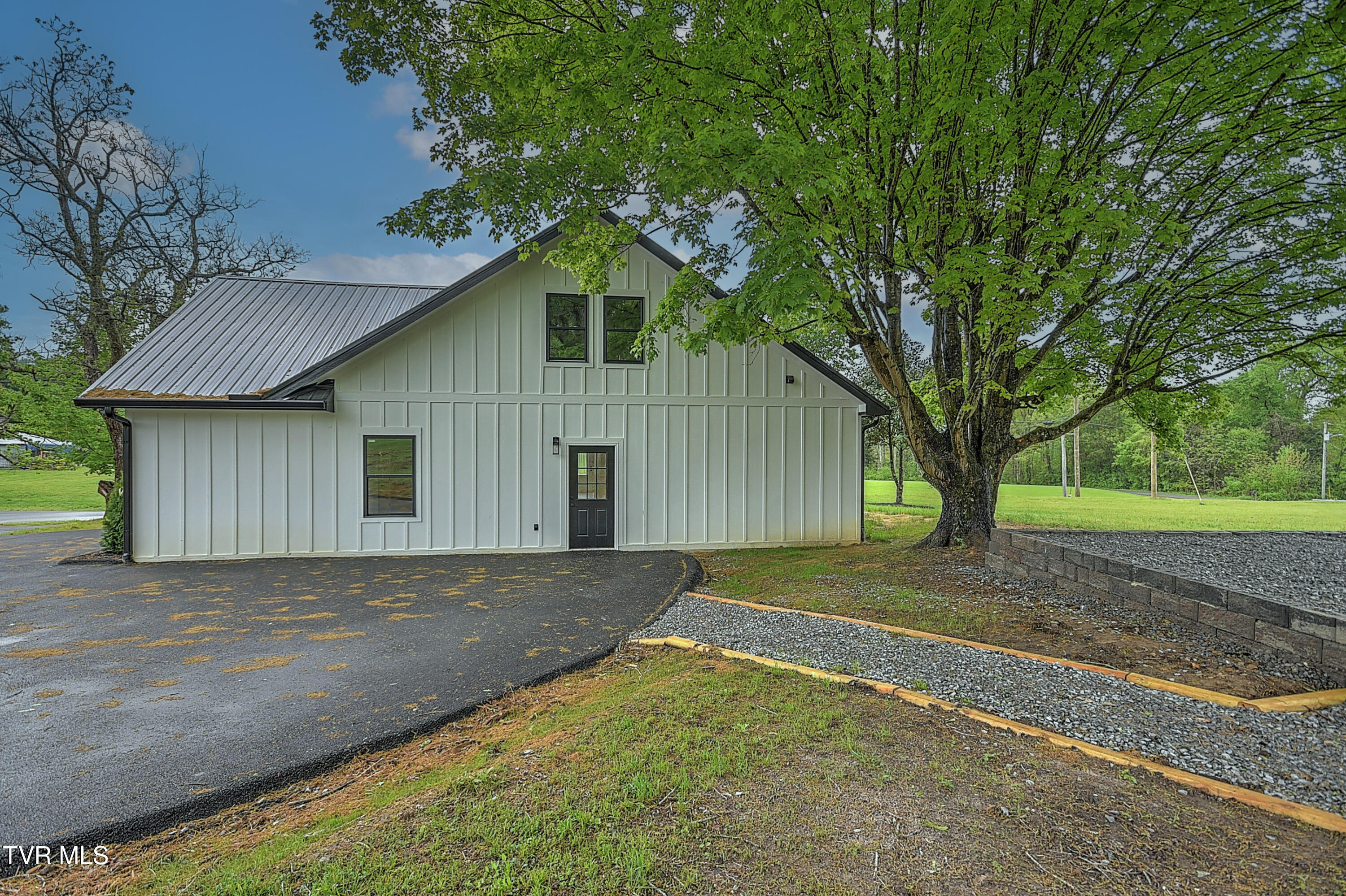 1545 Slover Springs Road, Dandridge, Tennessee image 12