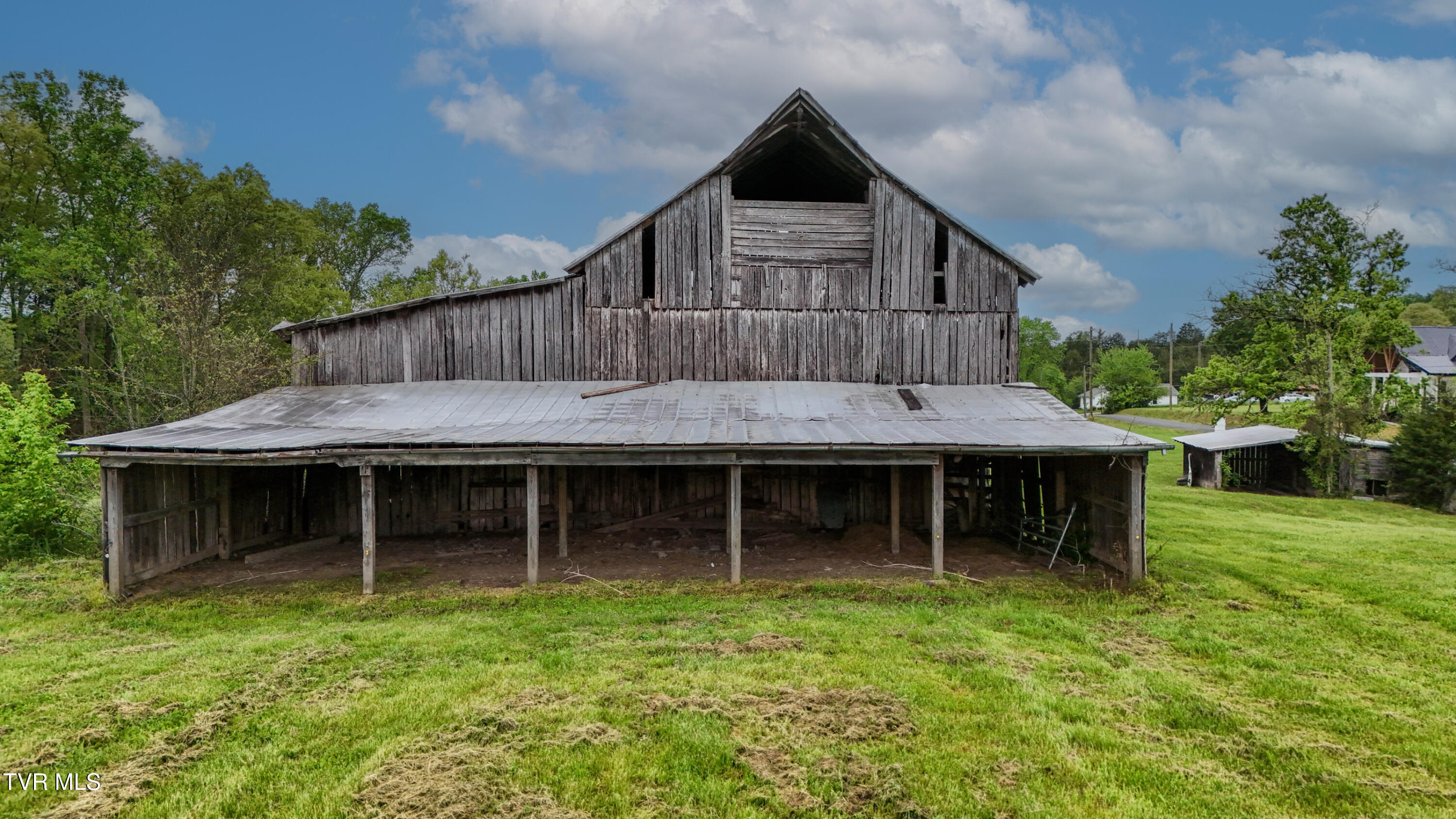 1545 Slover Springs Road, Dandridge, Tennessee image 22