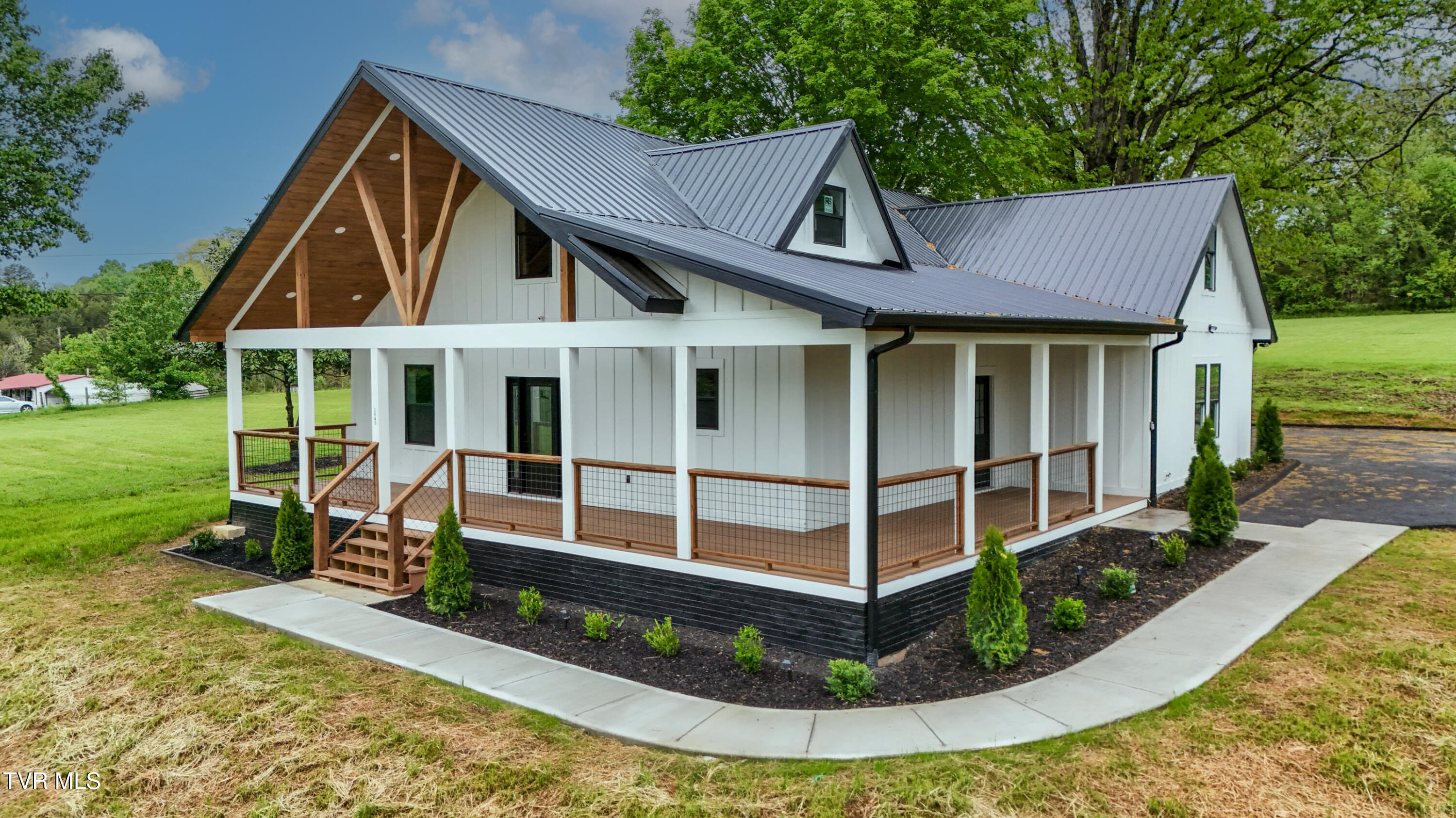 1545 Slover Springs Road, Dandridge, Tennessee image 3