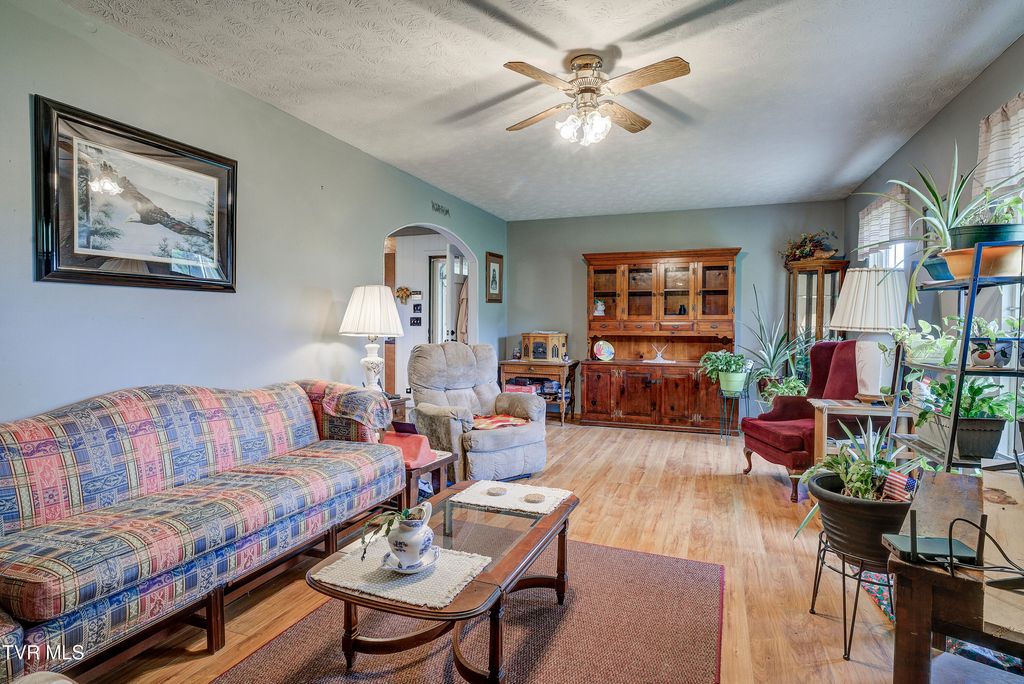 Photo of 90 Birds Bridge Road, Greeneville, TN 37743 (MLS # 9978480)