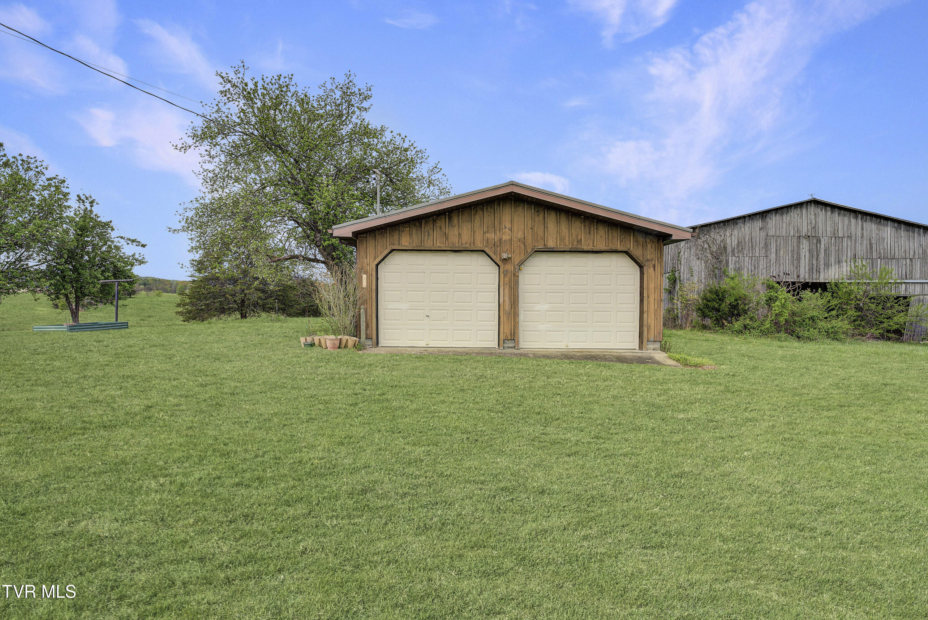 90 Birds Bridge Road, Greeneville, Tennessee image 37
