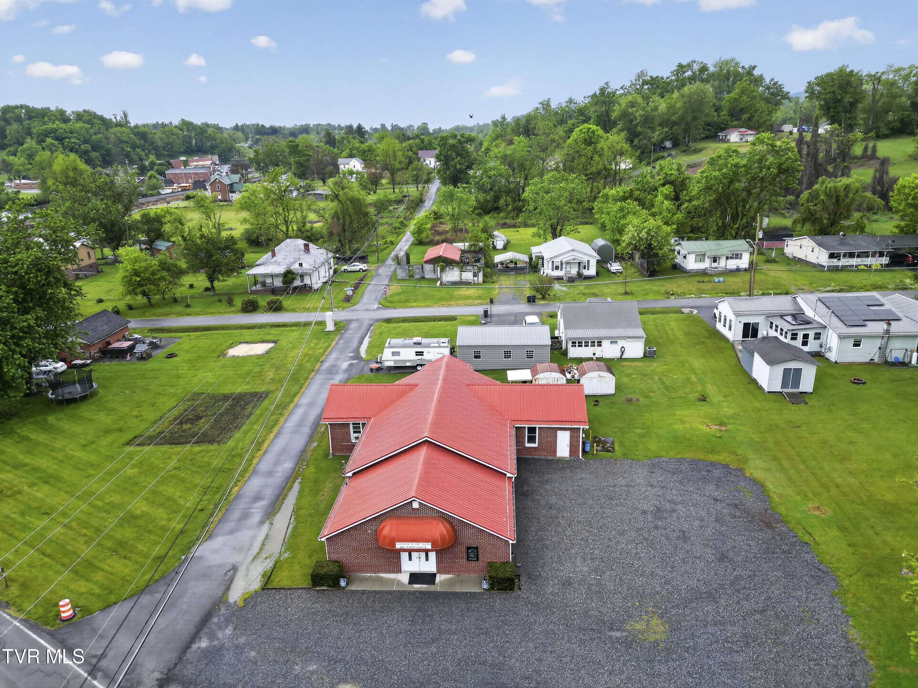 302 Crescent Drive