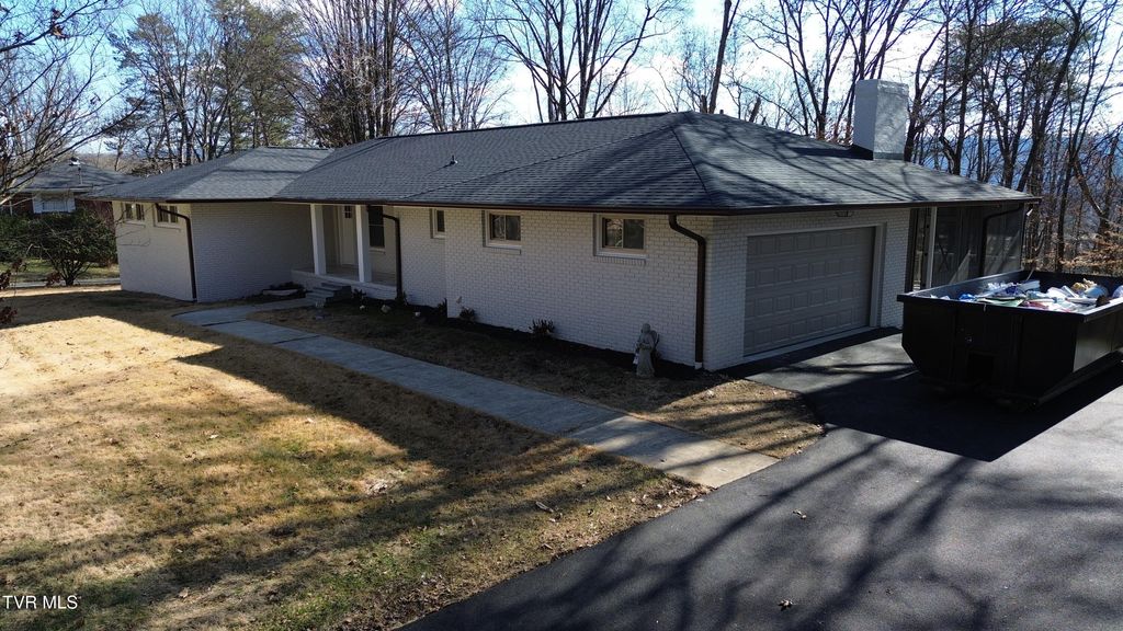 Photo of 208 Shady Lane, Church Hill, TN 37642 (MLS # 9990391)