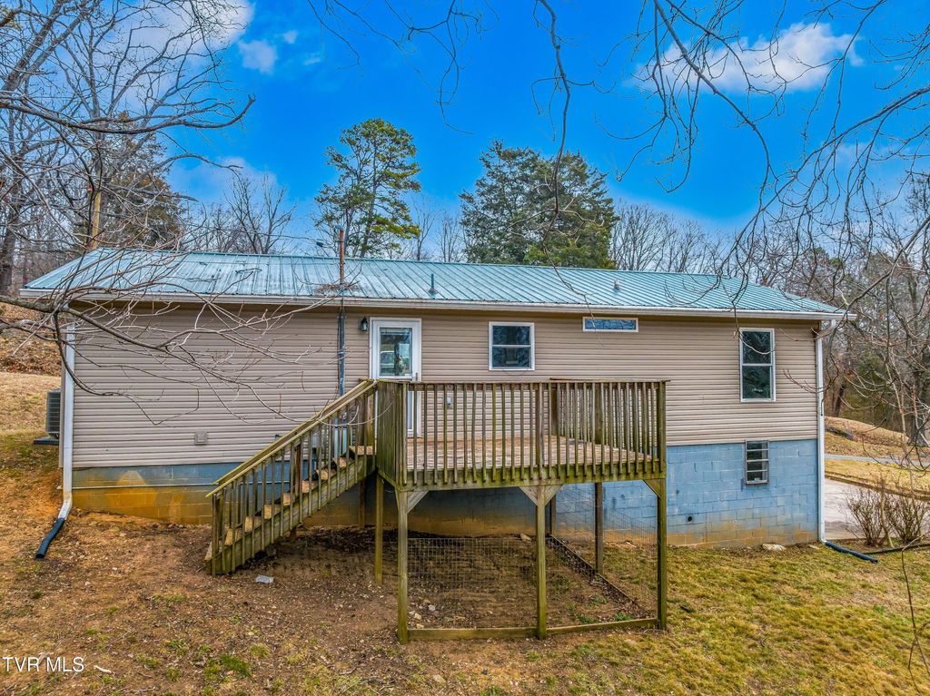 Photo of 1423 Guinn Road, Talbott, TN 37877 (MLS # 9990624)