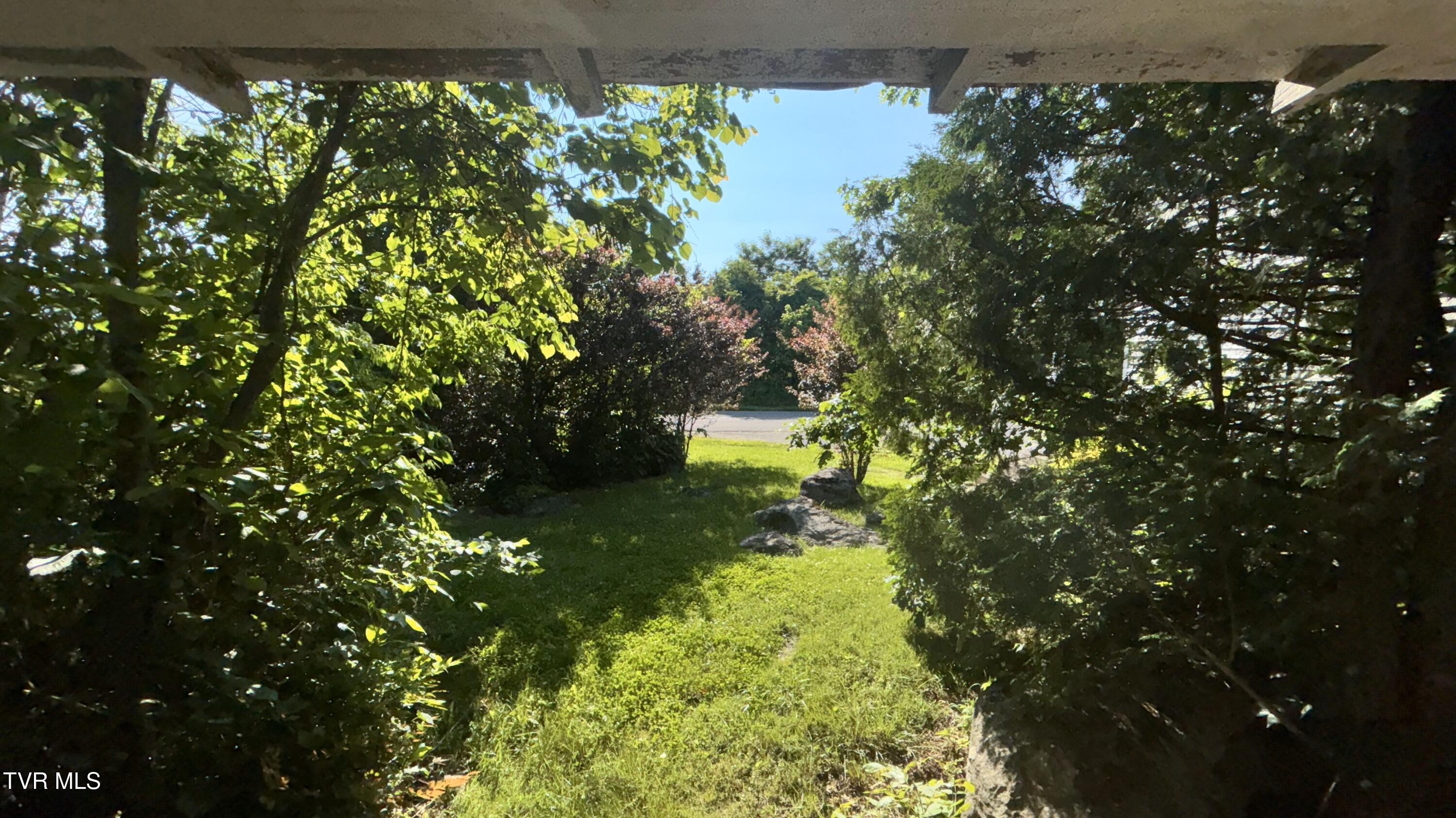 3198 Big Moccasin Road, Nickelsville, Virginia image 3