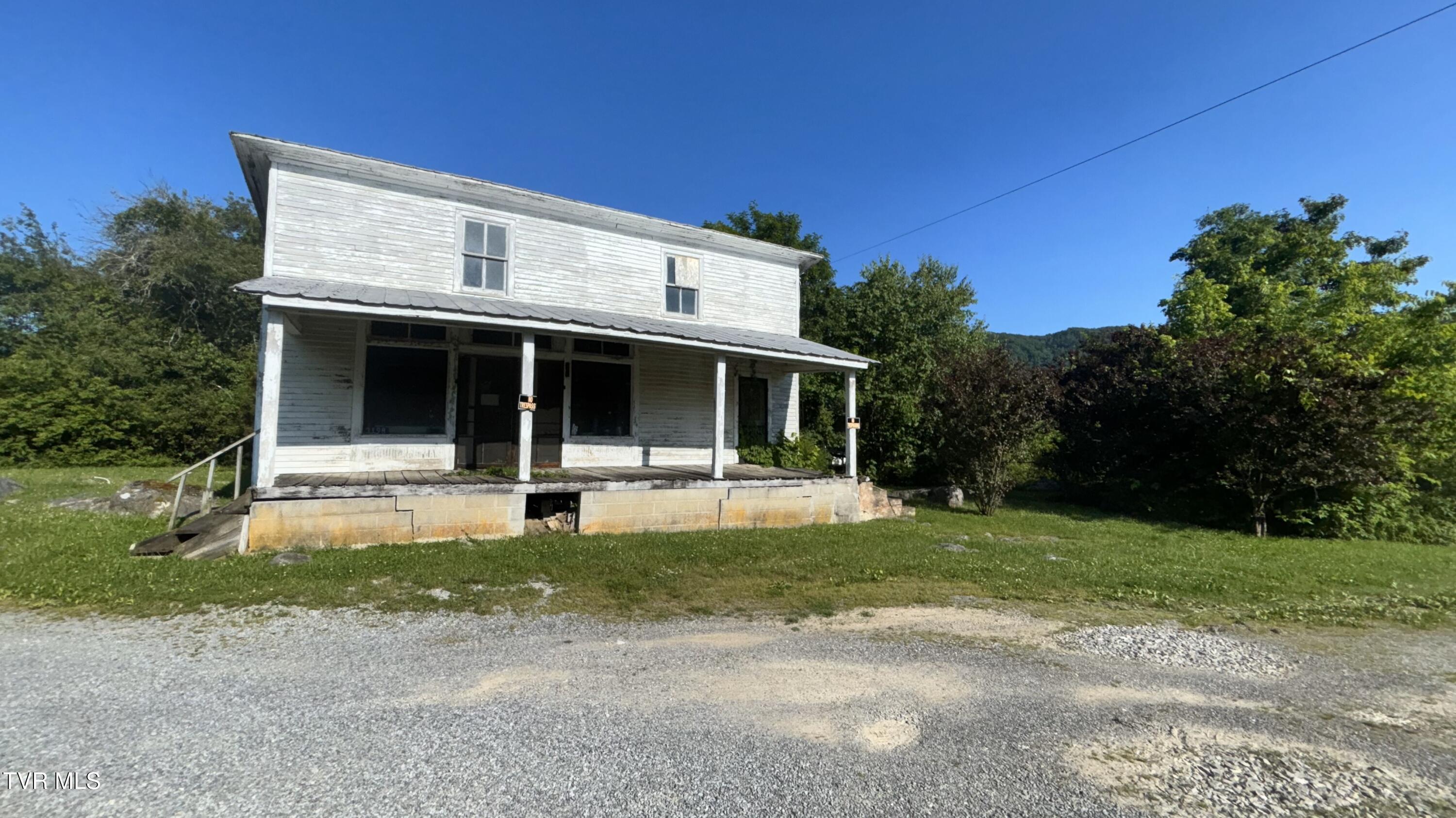 3198 Big Moccasin Road, Nickelsville, Virginia image 1