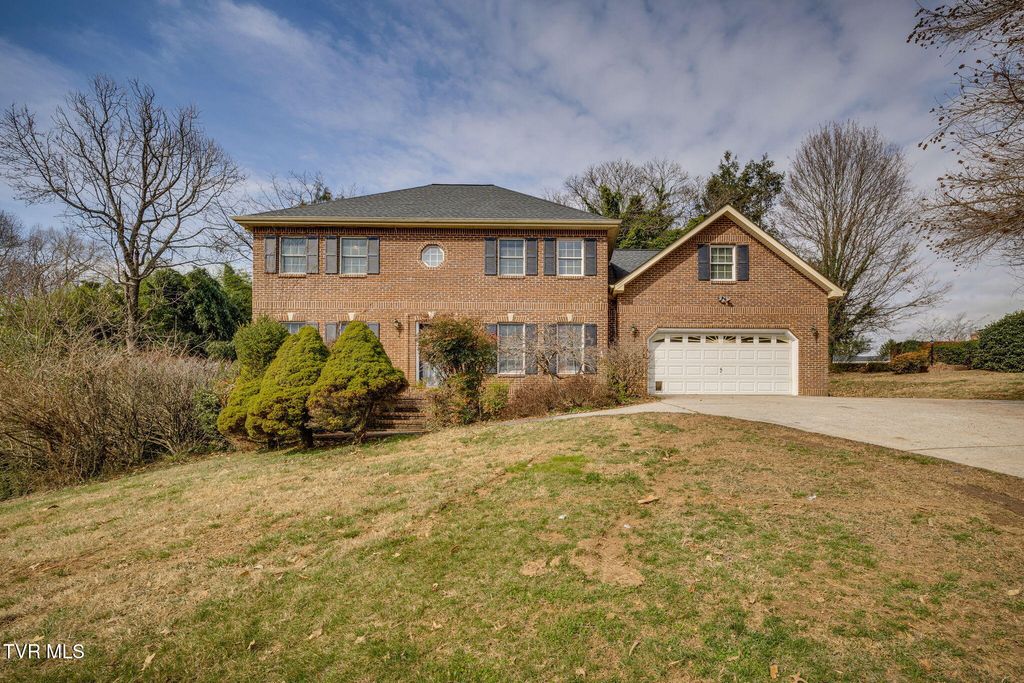 Photo of 704 Ridgefields Road, Kingsport, TN 37660 (MLS # 9991969)