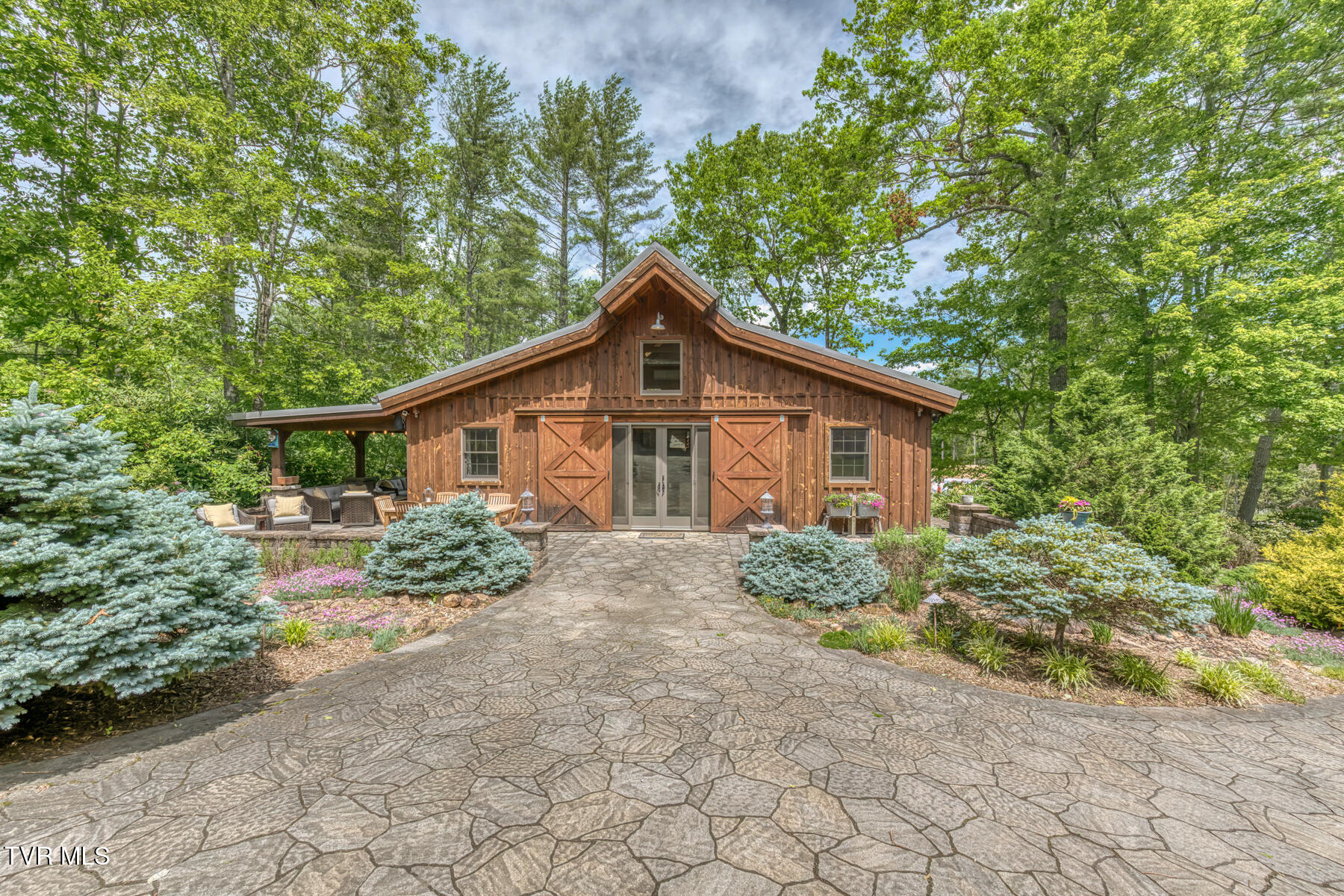 128 Bankers Bend & 275 Settlers Bnd, Mountain City, Tennessee image 45