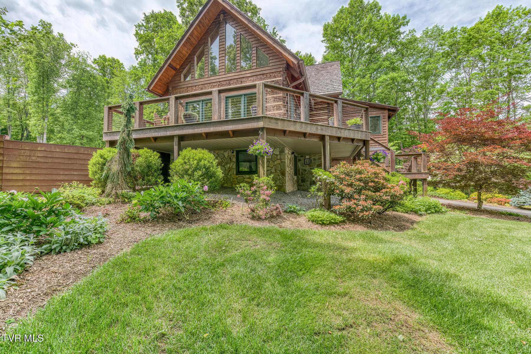128 Bankers Bend & 275 Settlers Bnd, Mountain City, Tennessee image 2